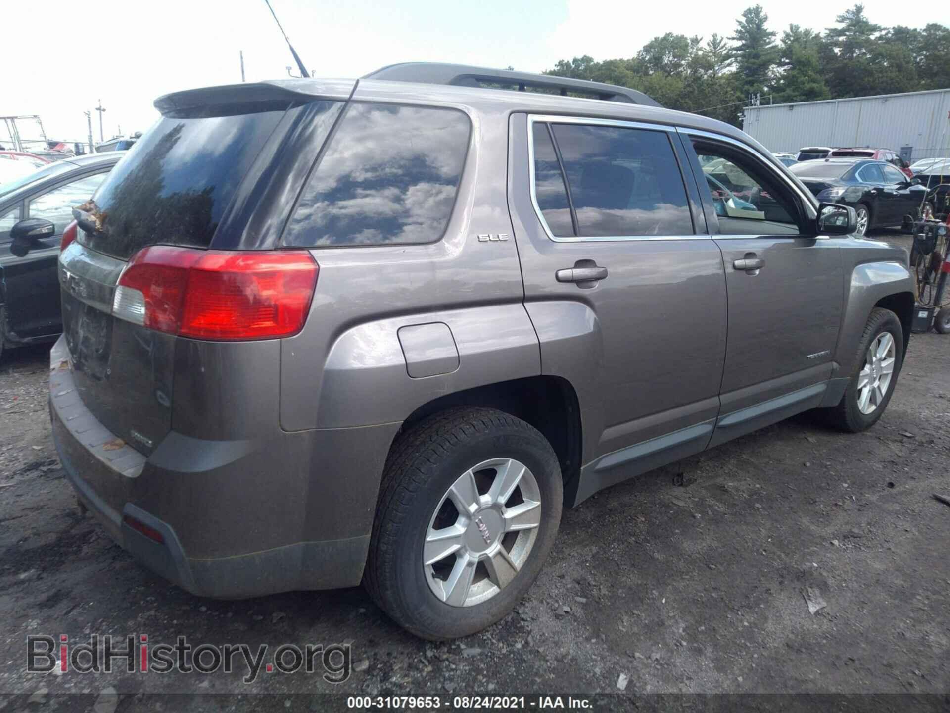 2010 GMC TERRAIN - VIN: 2CTFLEEW7A6314026 - Photo 4