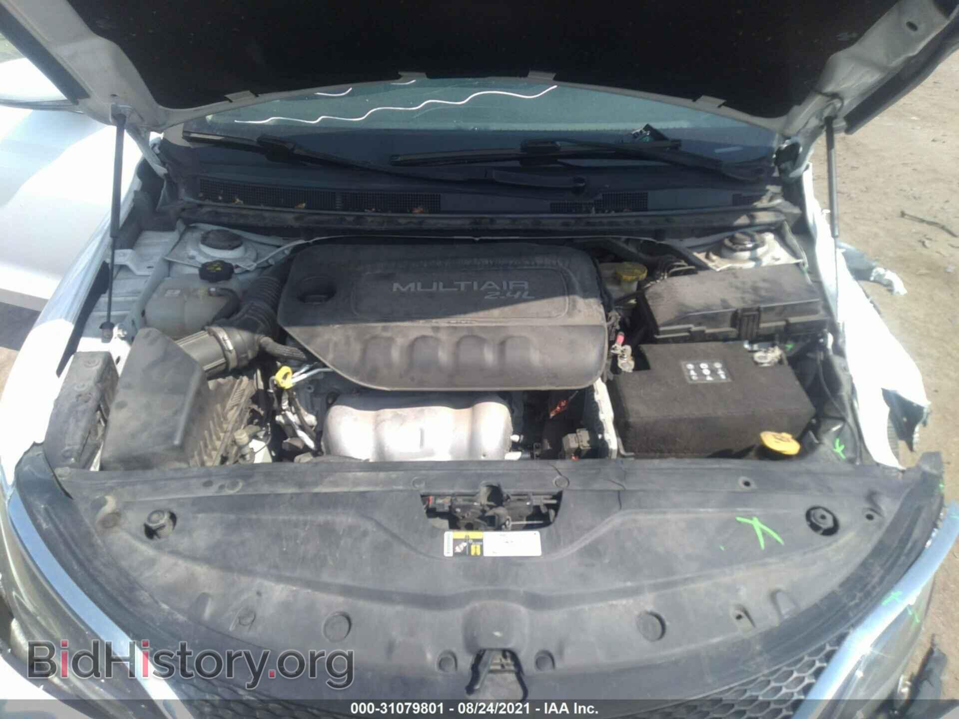2015 CHRYSLER 200 - VIN: 1C3CCCCB2FN565918 - Photo 10