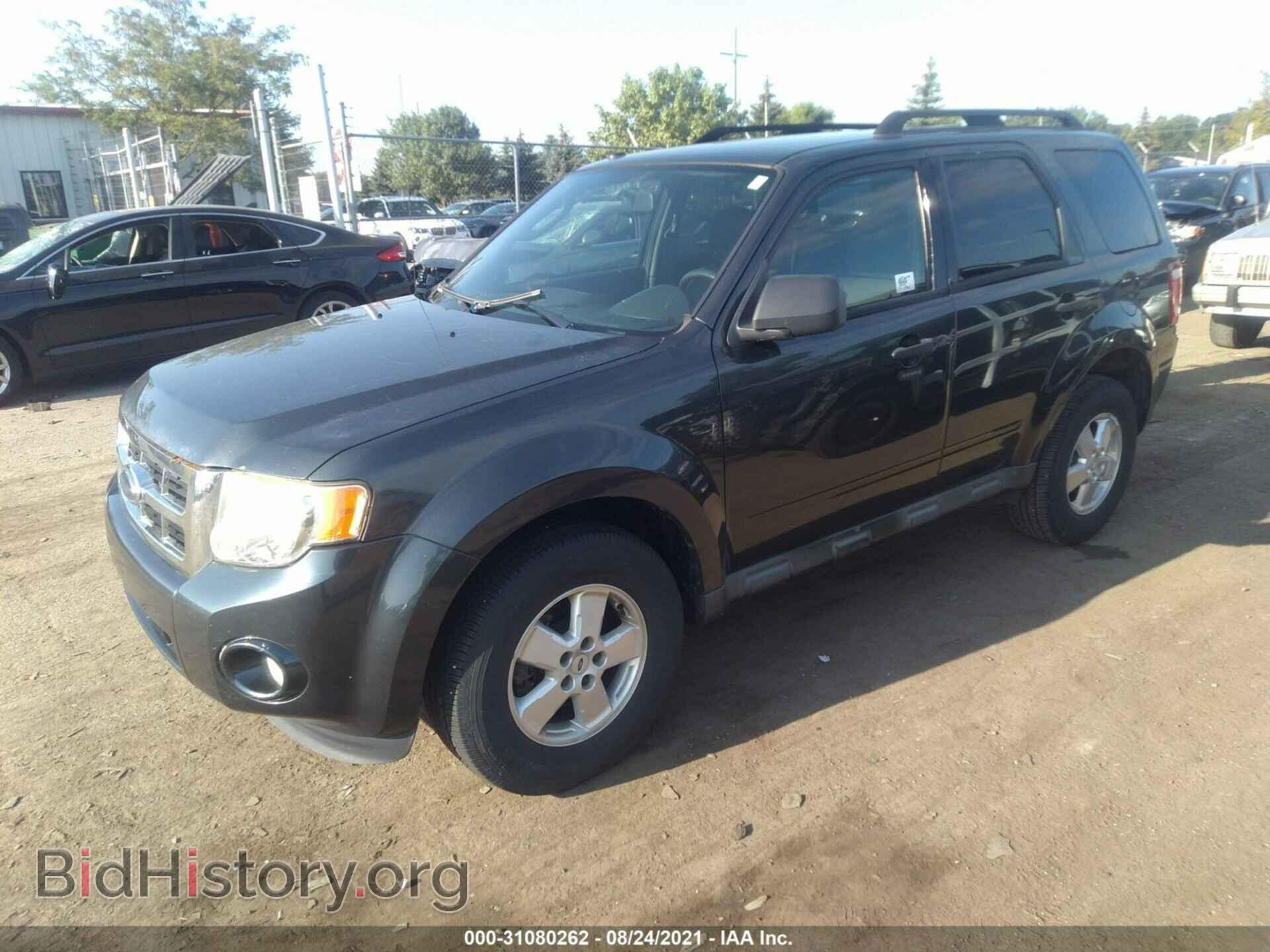 2009 FORD ESCAPE - VIN: 1FMCU03799KC98829 - Фото 2
