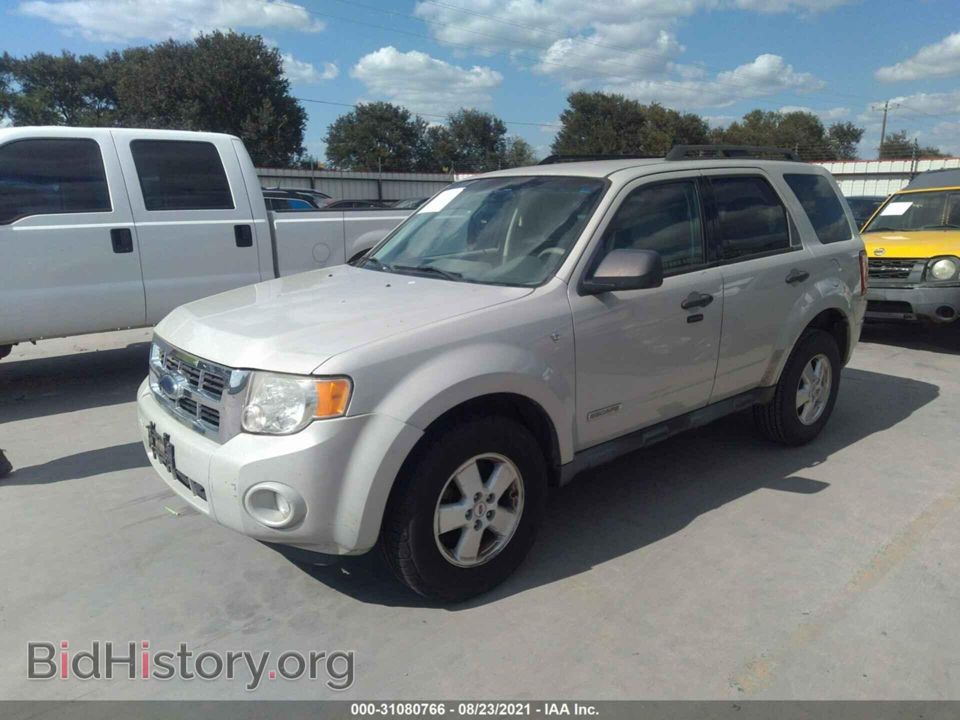 2008 FORD ESCAPE - VIN: 1FMCU03188KC00111 - Фото 2
