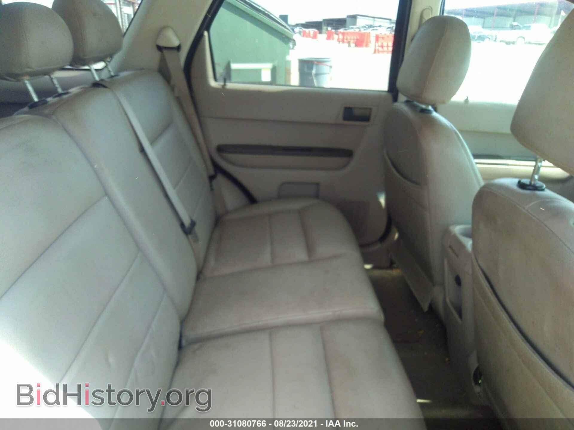2008 FORD ESCAPE - VIN: 1FMCU03188KC00111 - Фото 8