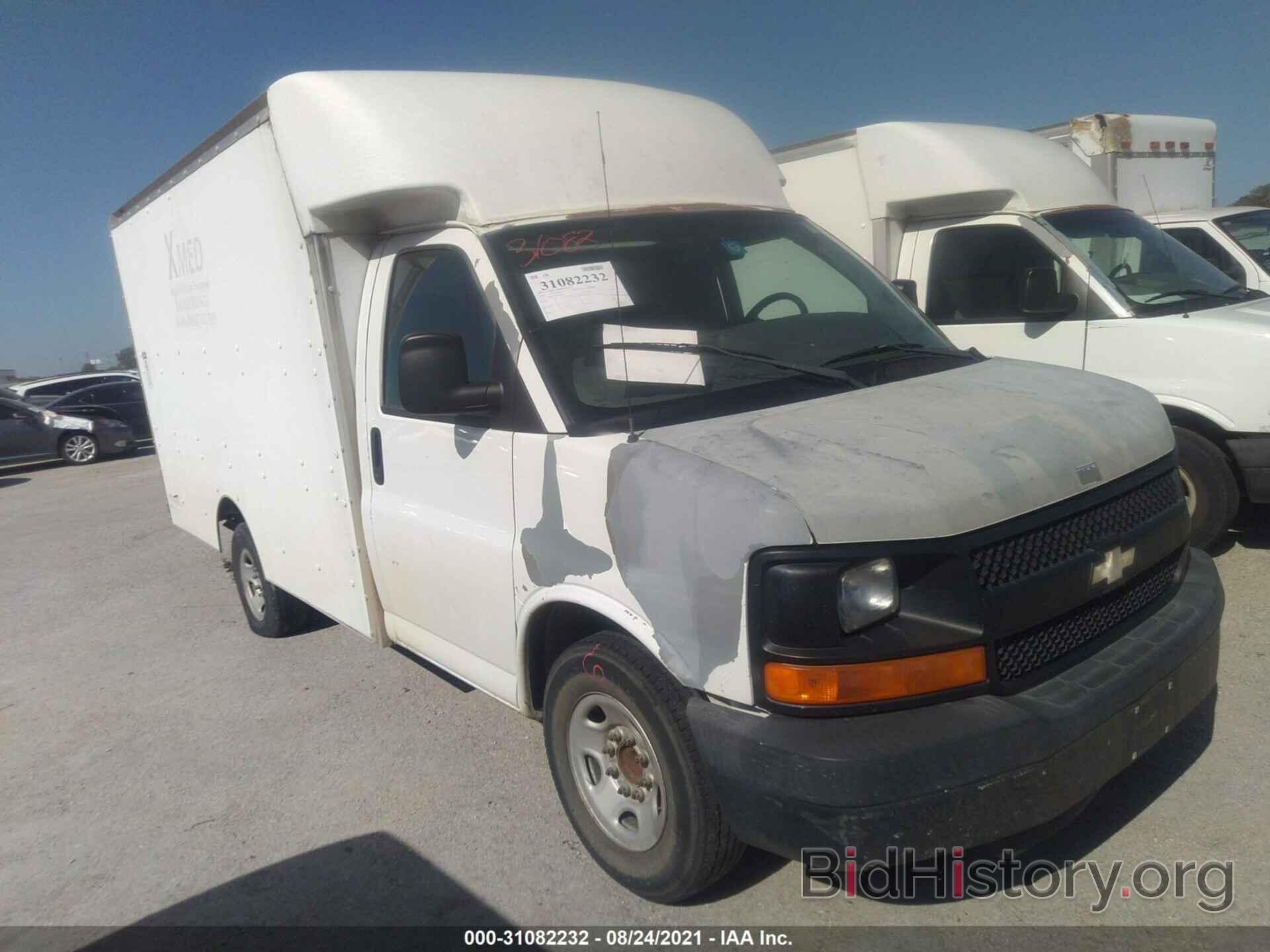 Photo 1GBHG31U361216854 - CHEVROLET EXPRESS COMMERCIAL 2006
