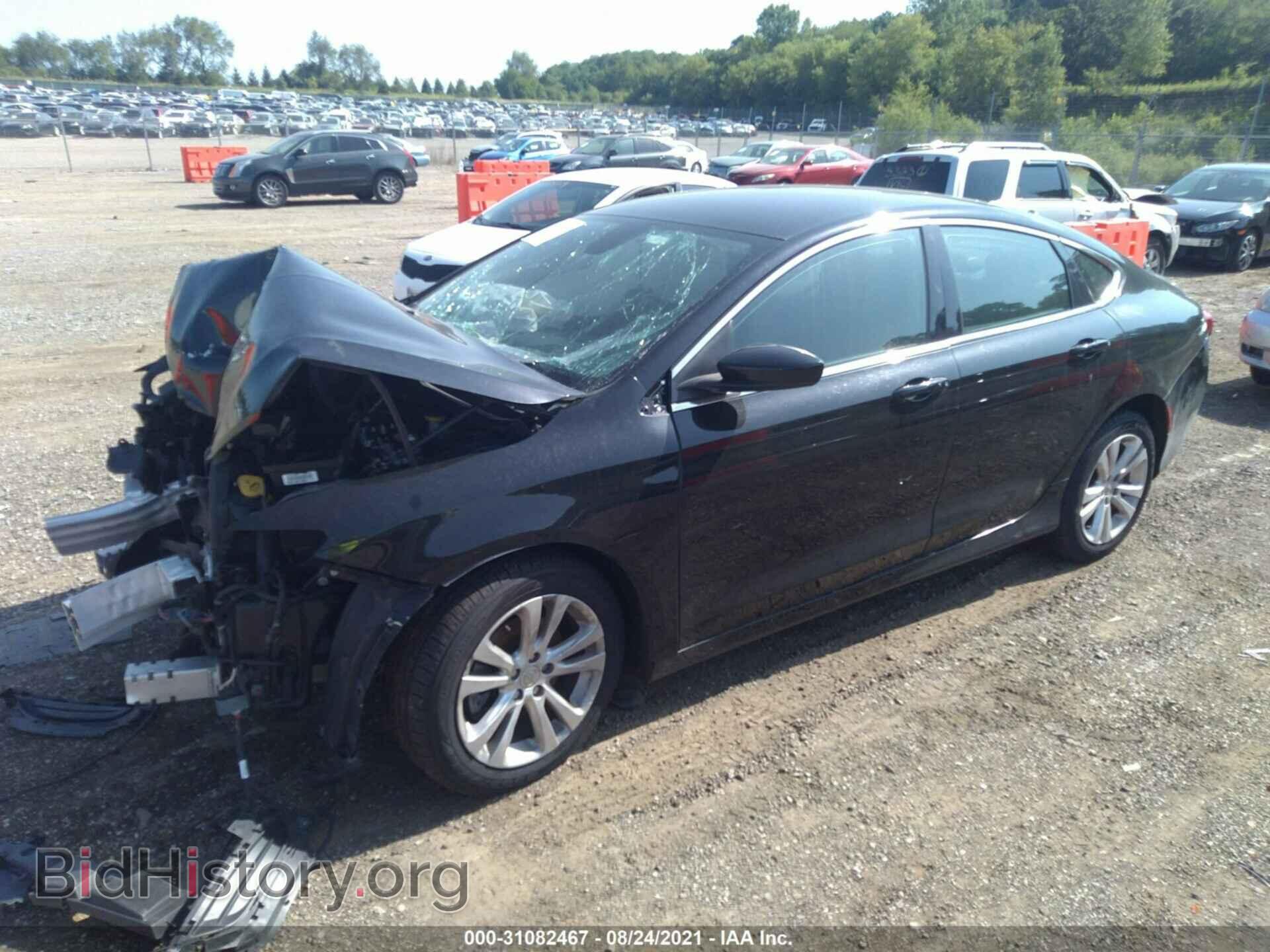 2016 CHRYSLER 200 - VIN: 1C3CCCAB3GN165581 - Фото 2