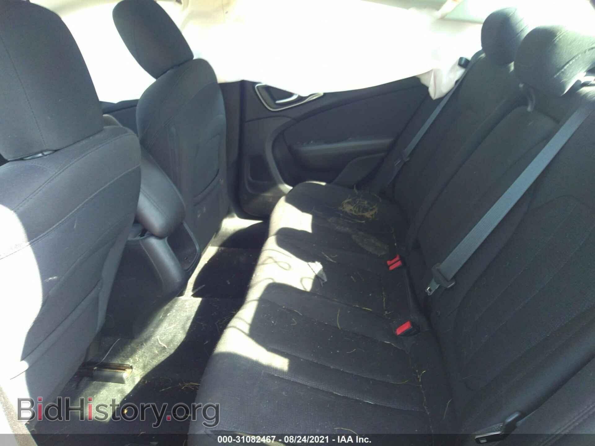 2016 CHRYSLER 200 - VIN: 1C3CCCAB3GN165581 - Фото 8