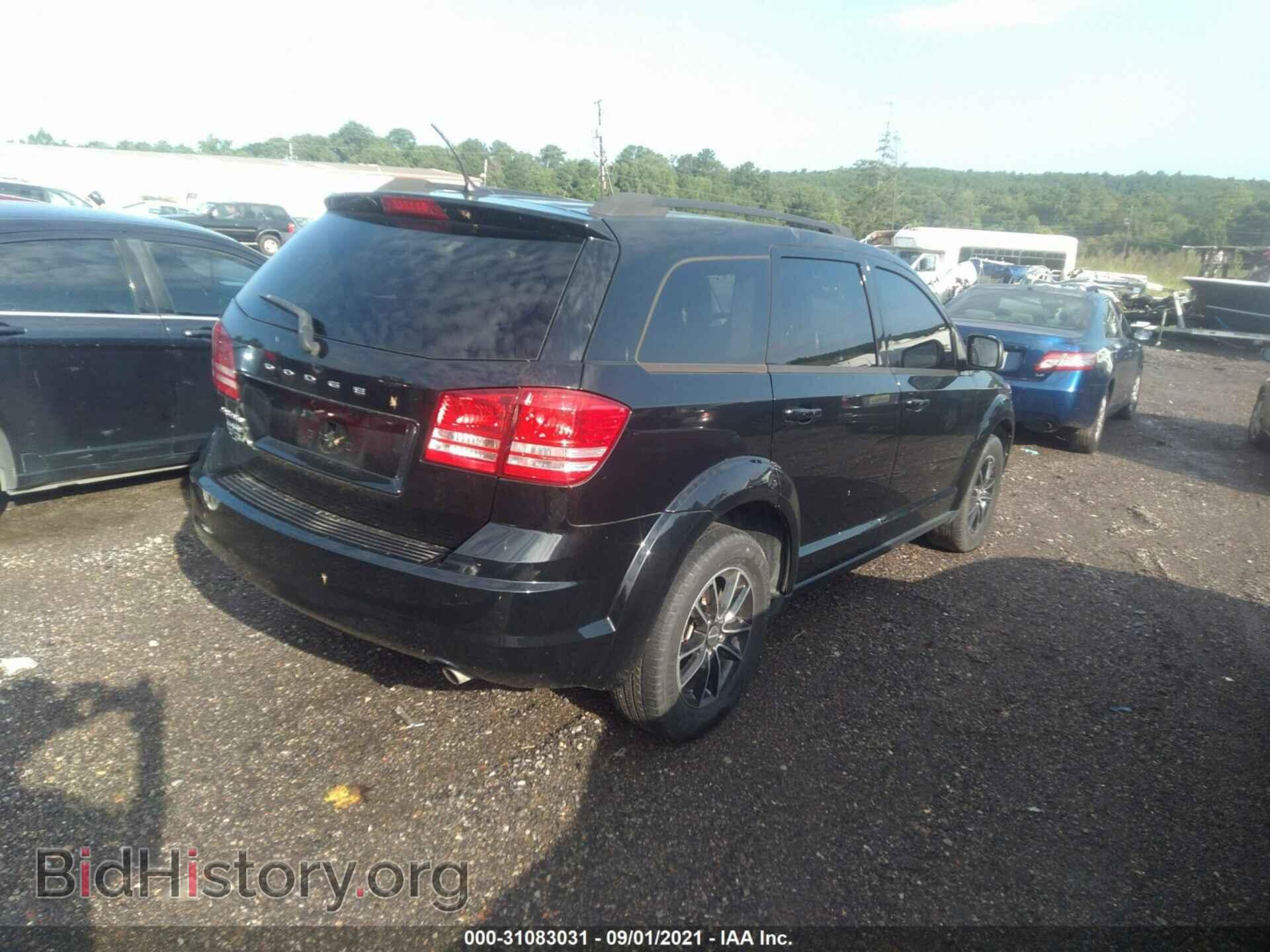 2017 DODGE JOURNEY - VIN: 3C4PDCAB8HT573442 - Фото 4