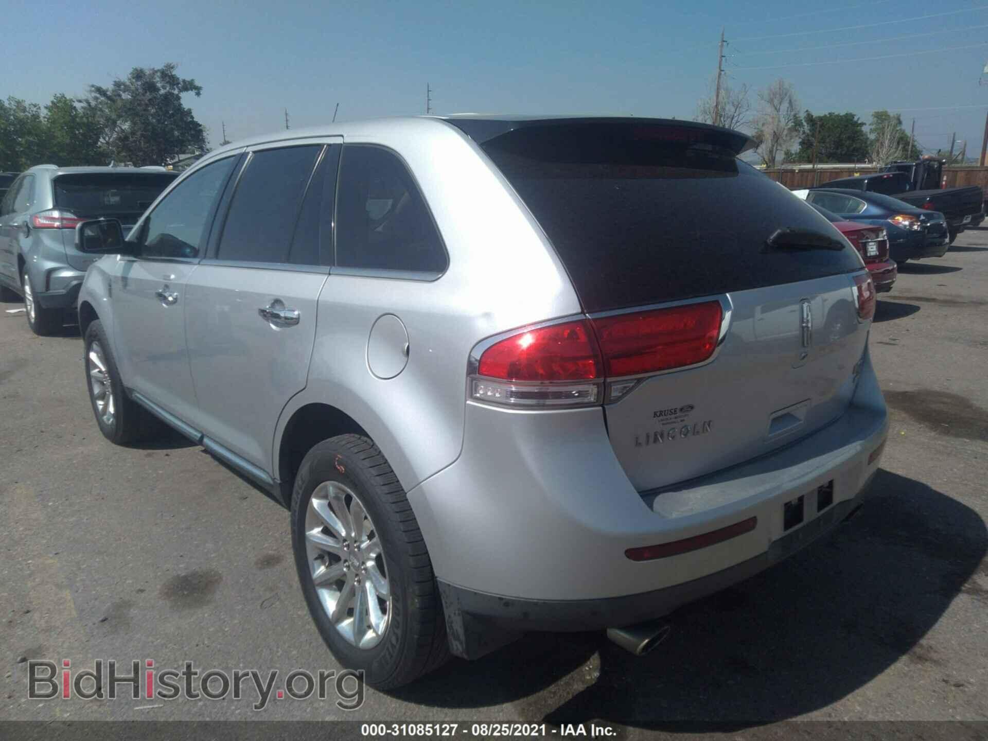 2011 LINCOLN MKX - VIN: 2LMDJ8JK8BBJ11149 - Фото 3