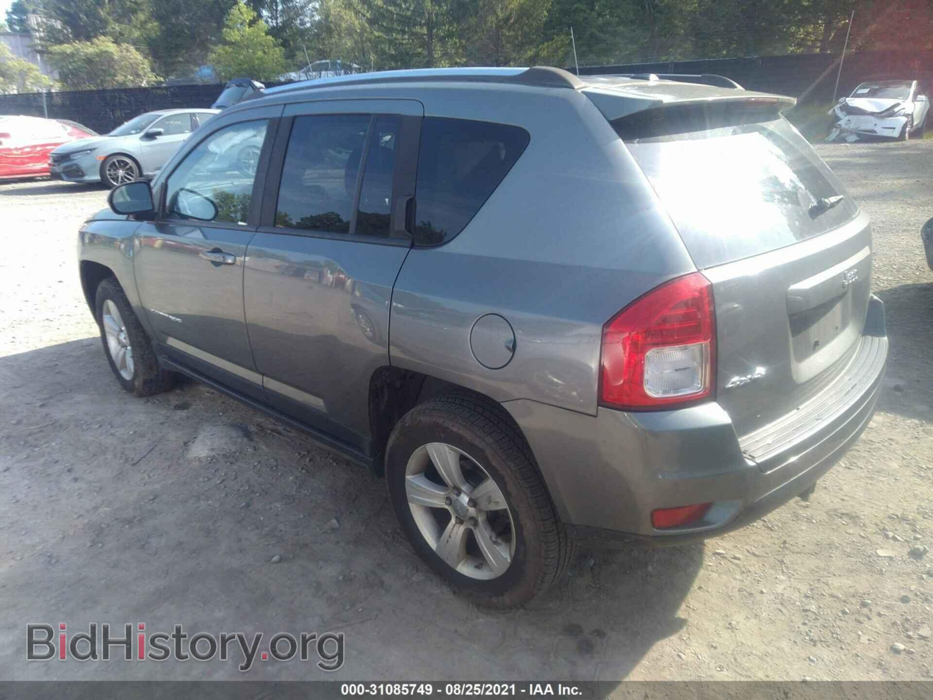 2012 JEEP COMPASS - VIN: 1C4NJDEB3CD630452 - Photo 3