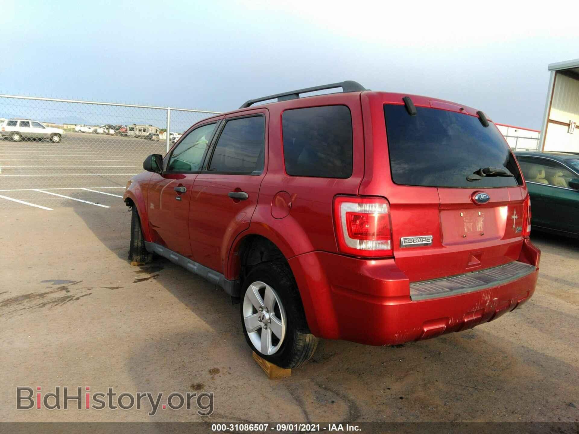 2012 FORD ESCAPE - VIN: 1FMCU0DG2CKA77935 - Фото 3