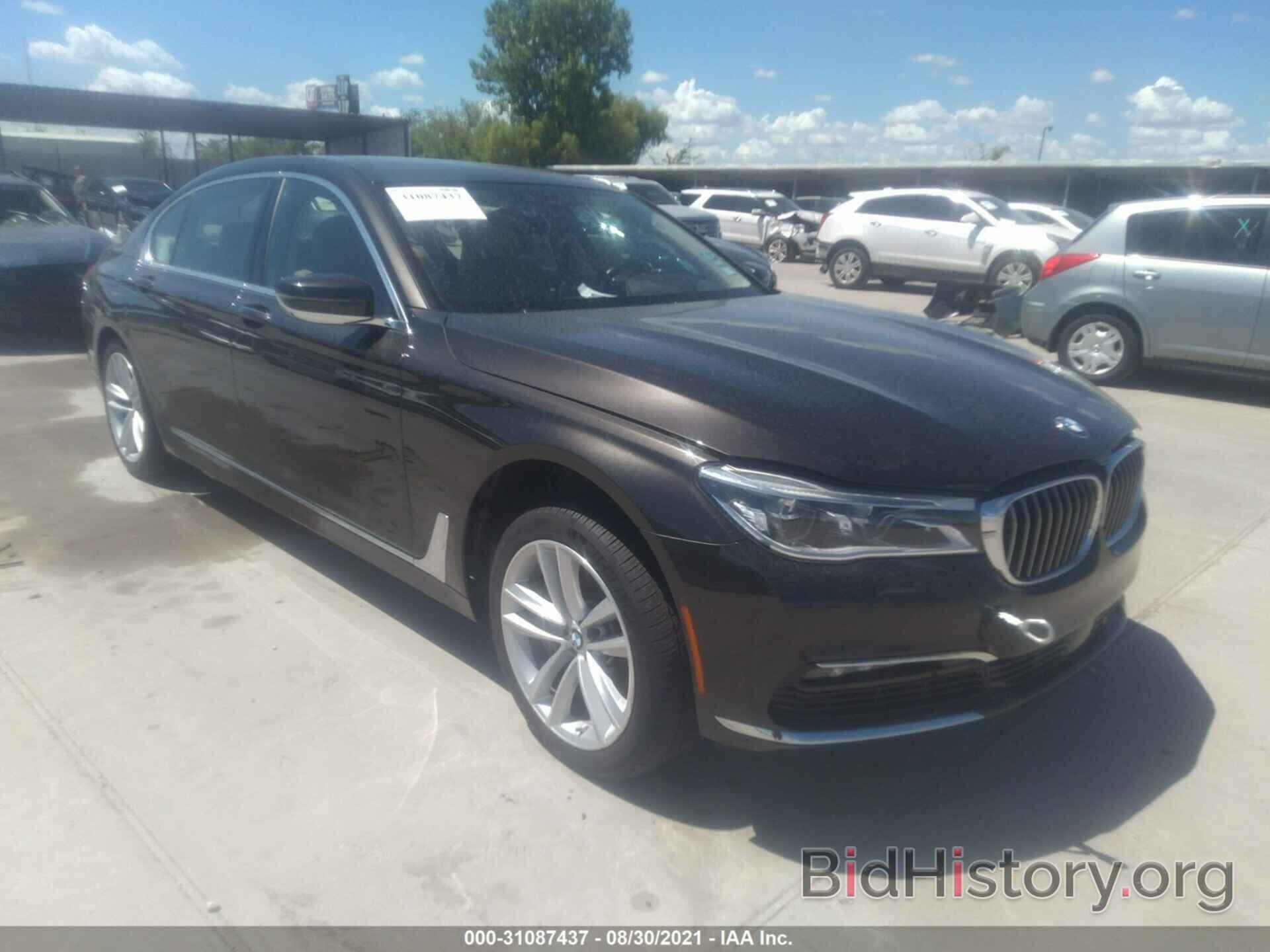 Фотография WBA7F2C55GG420402 - BMW 7 SERIES 2016