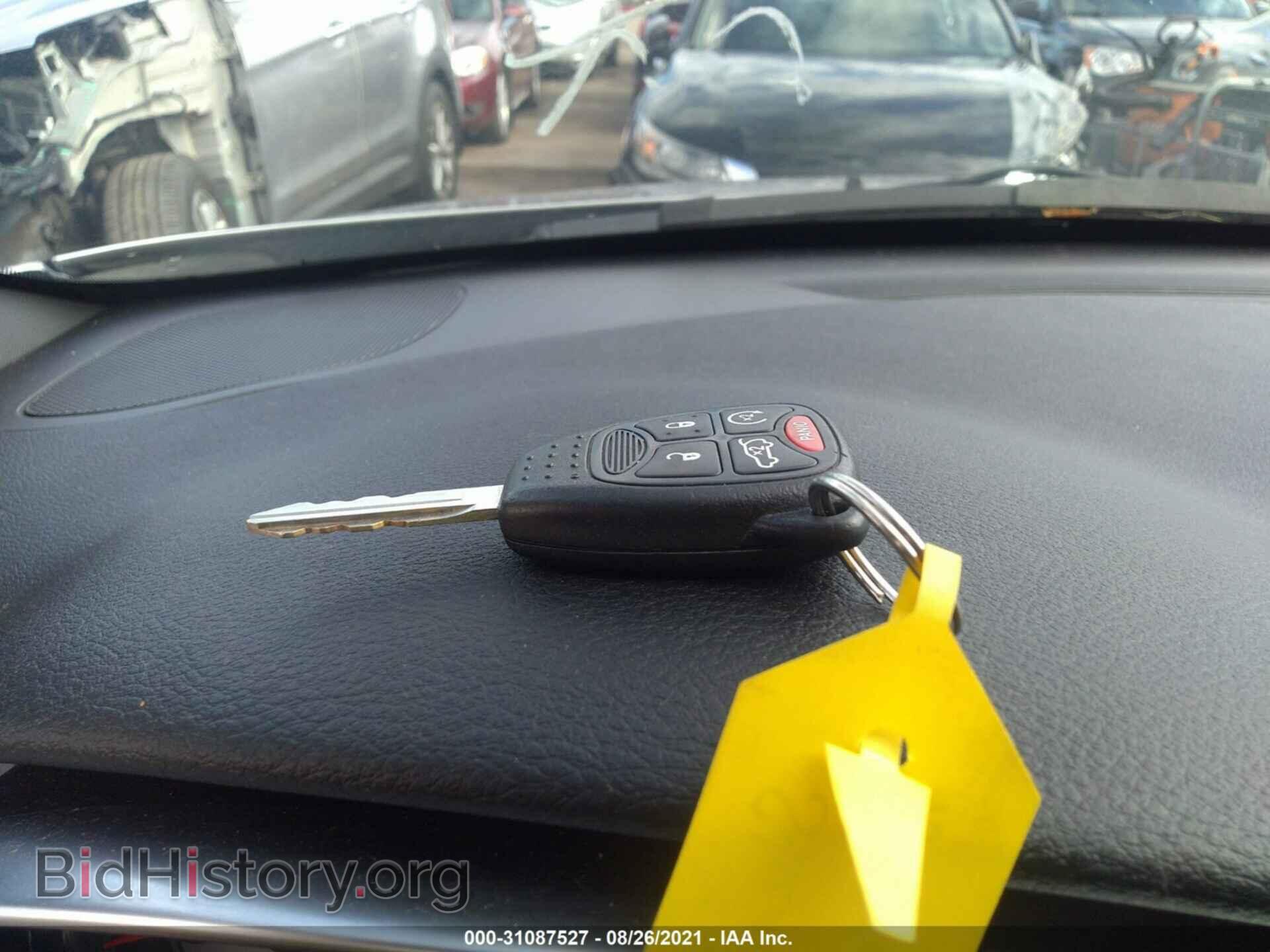 2013 CHRYSLER 200 - VIN: 1C3CCBBB1DN550190 - Photo 11