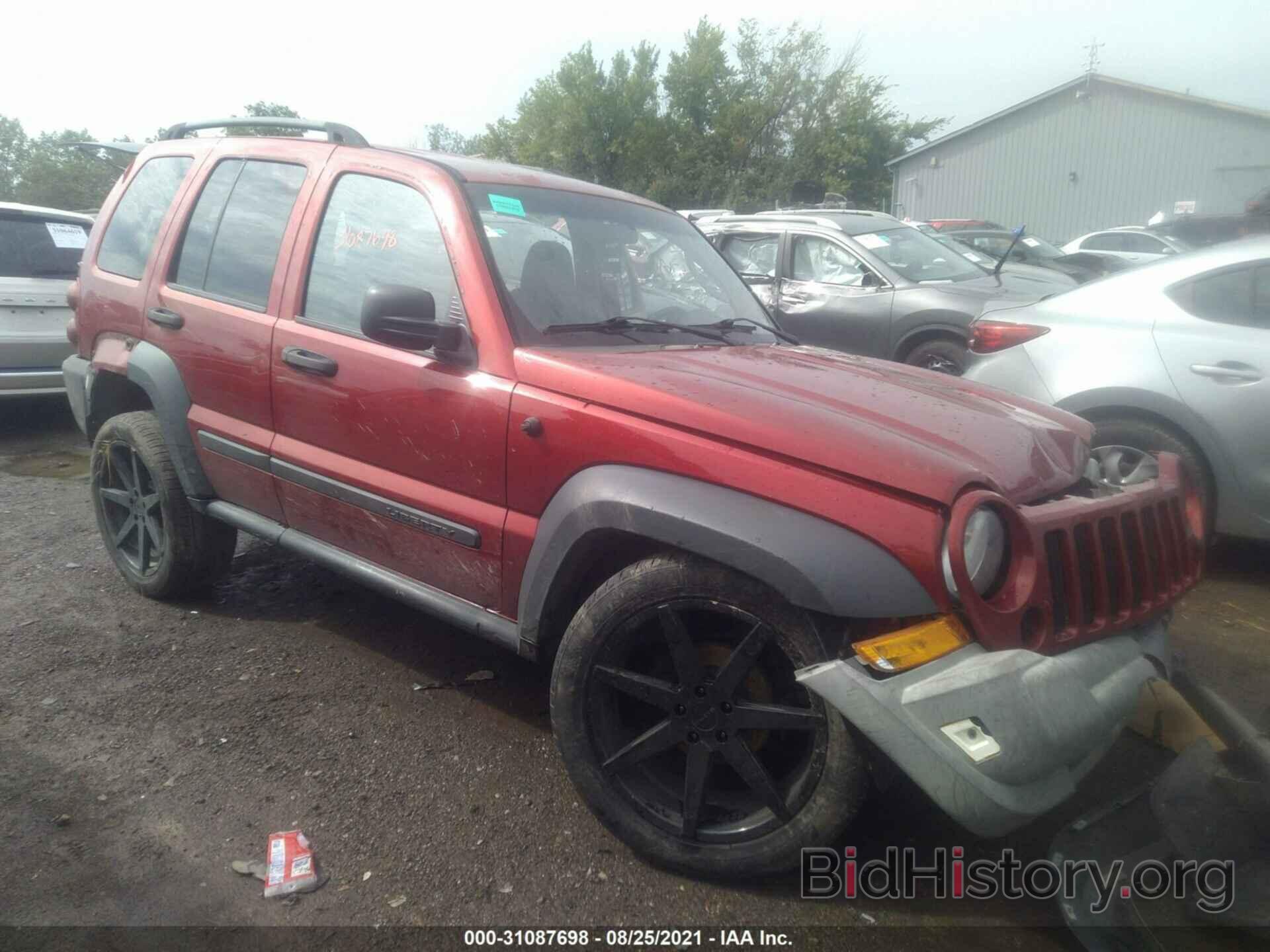 Photo 1J4GL48K26W197188 - JEEP LIBERTY 2006