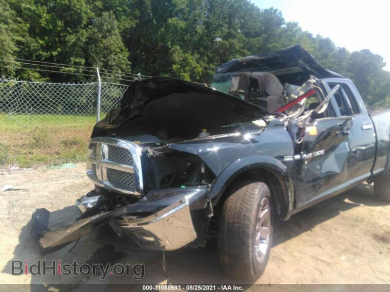 2012 RAM 1500 (VIN 1C6RD7JT5CS276588) — фото 2 из 10