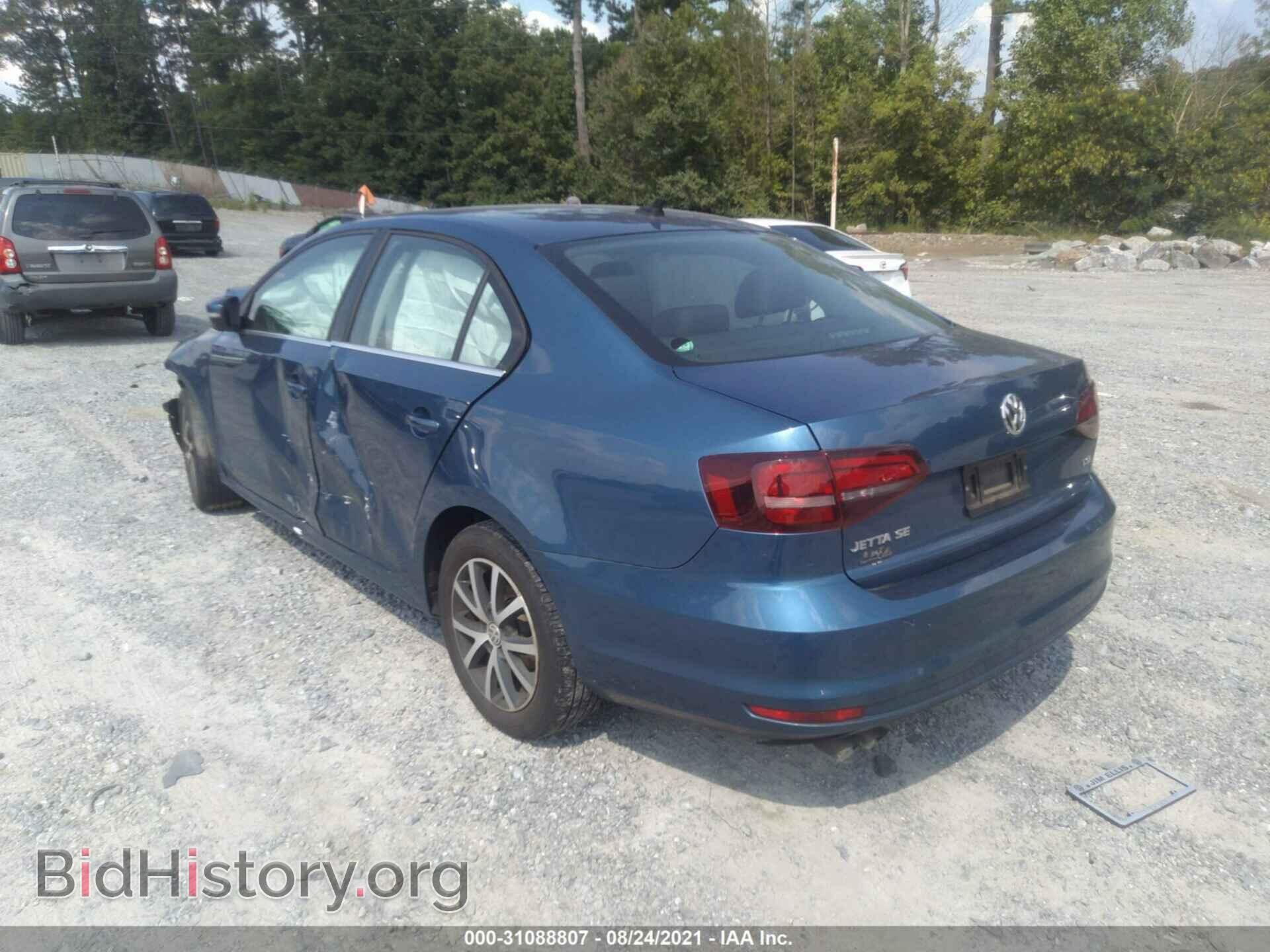 2018 VOLKSWAGEN JETTA - VIN: 3VWDB7AJ7JM242582 - Фото 3