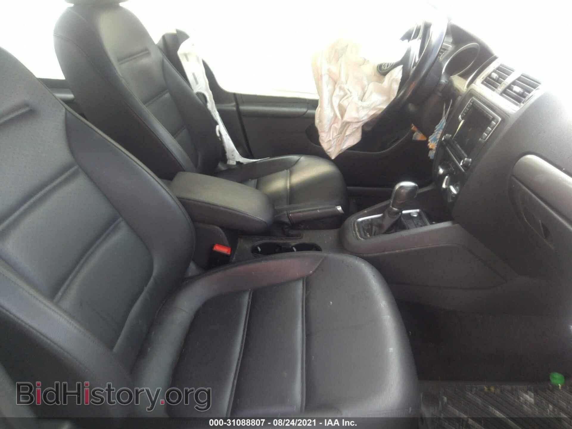 2018 VOLKSWAGEN JETTA - VIN: 3VWDB7AJ7JM242582 - Фото 5