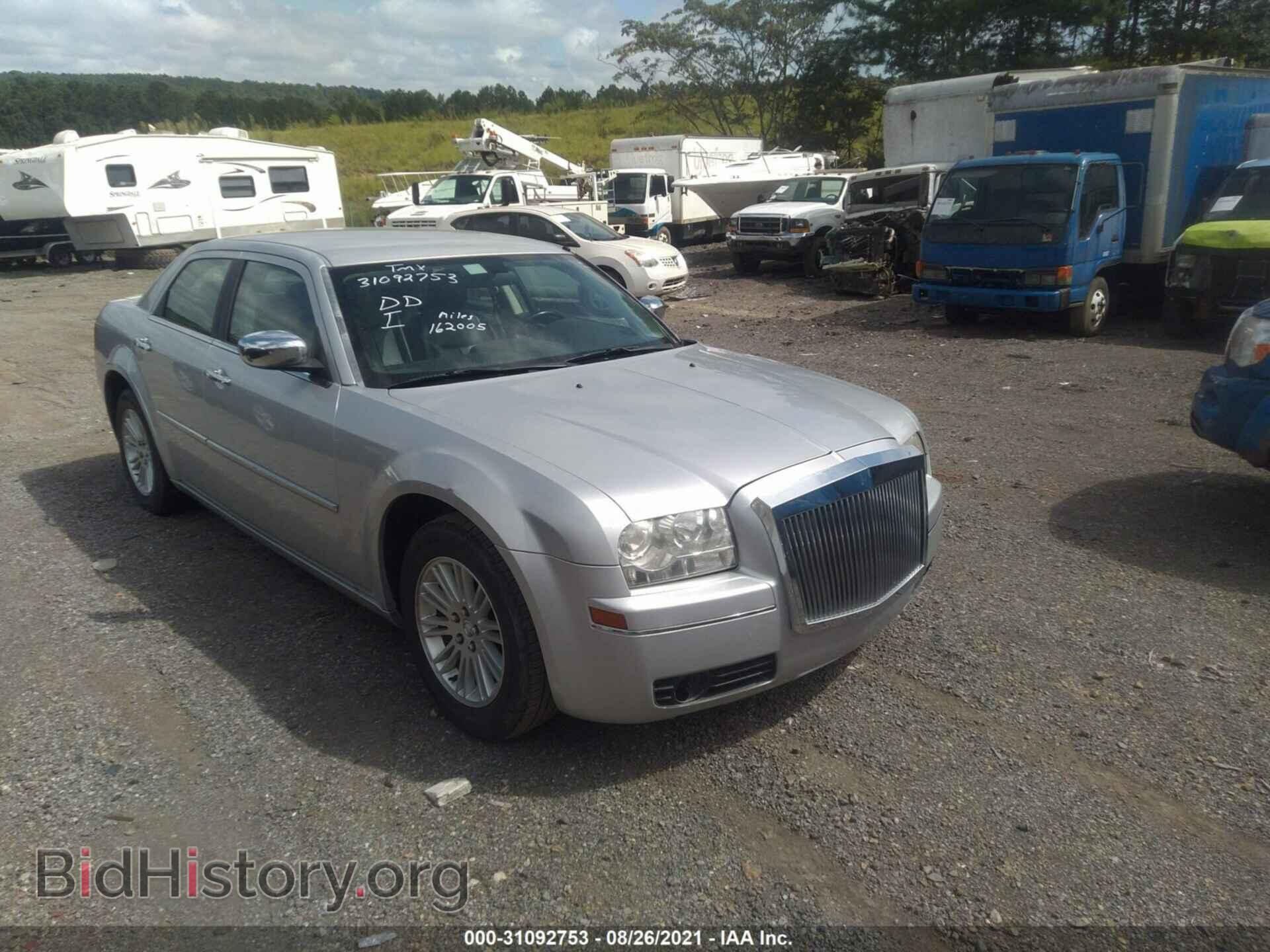 Photo 2C3CA5CV0AH251634 - CHRYSLER 300 2010