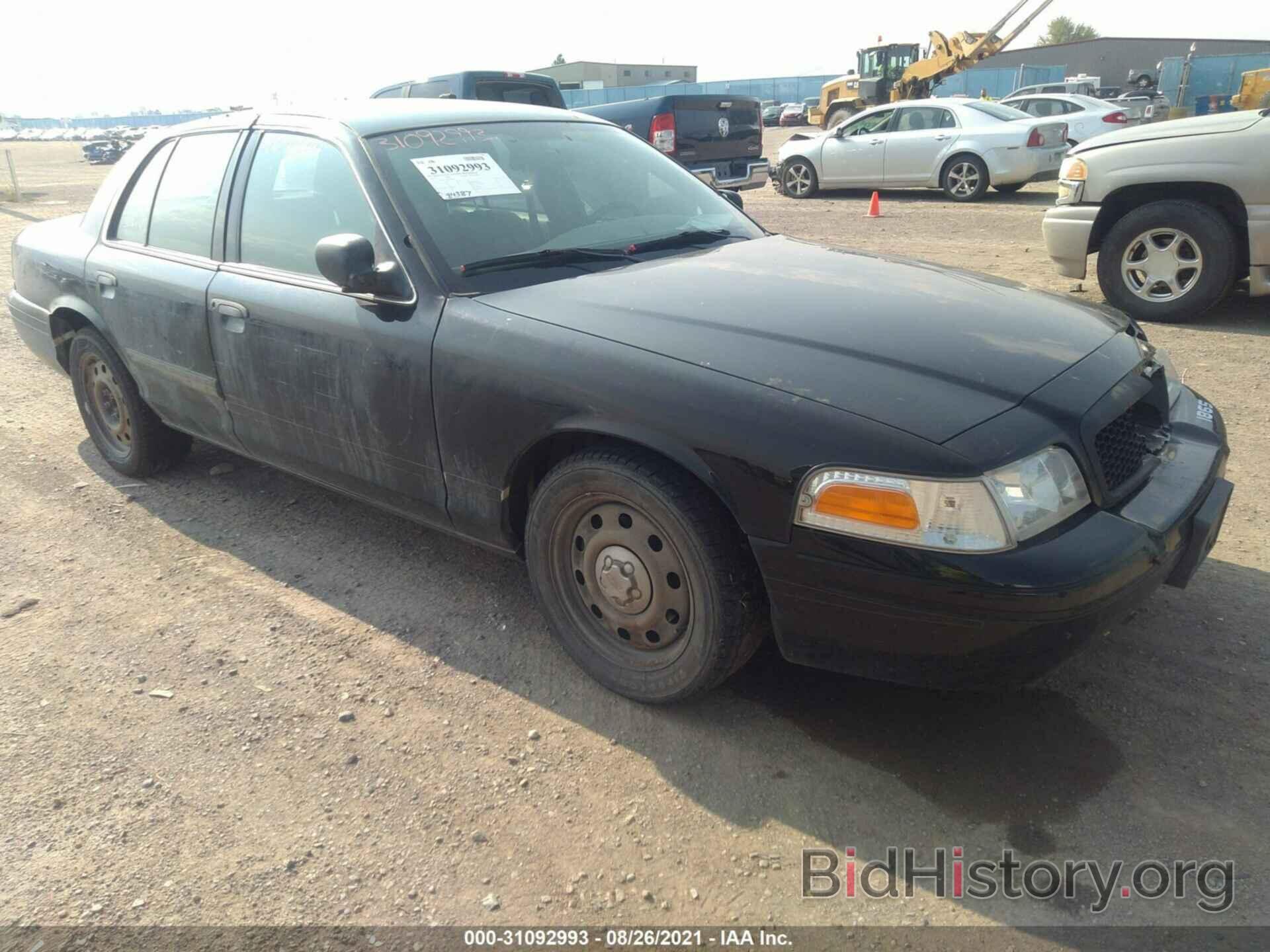 Photo 2FABP7BV2BX146979 - FORD POLICE INTERCEPTOR 2011