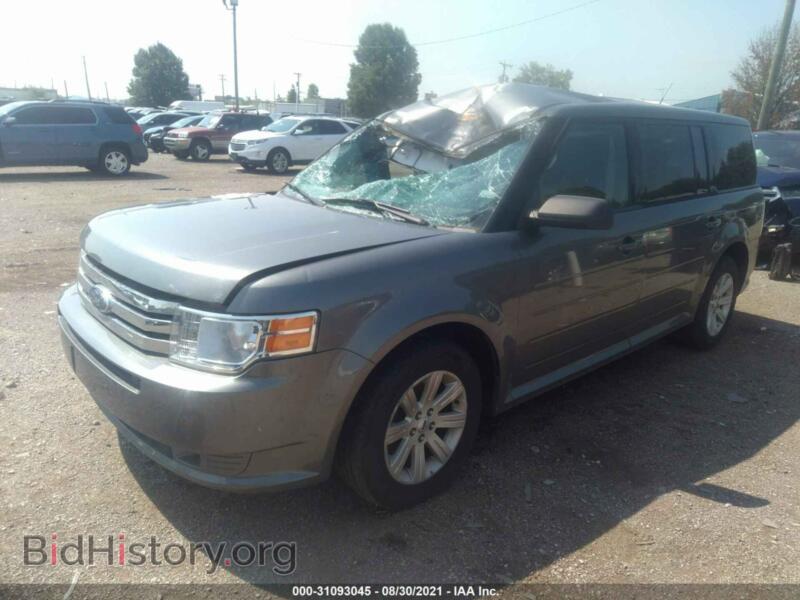 2010 Ford FLEX (VIN 2FMGK5BC8ABA43297) — фото 2 из 10