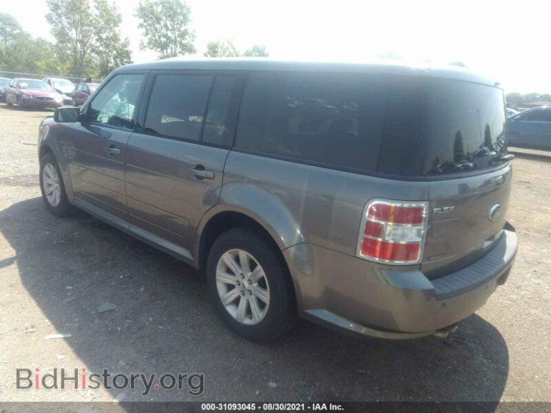 2010 Ford FLEX (VIN 2FMGK5BC8ABA43297) — фото 3 из 10