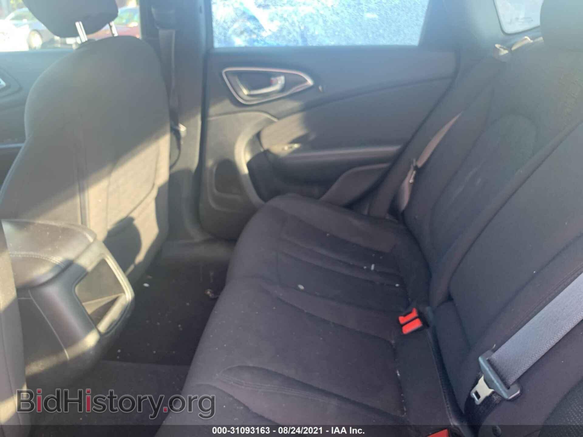 2015 CHRYSLER 200 - VIN: 1C3CCCAB9FN603163 - Фото 8