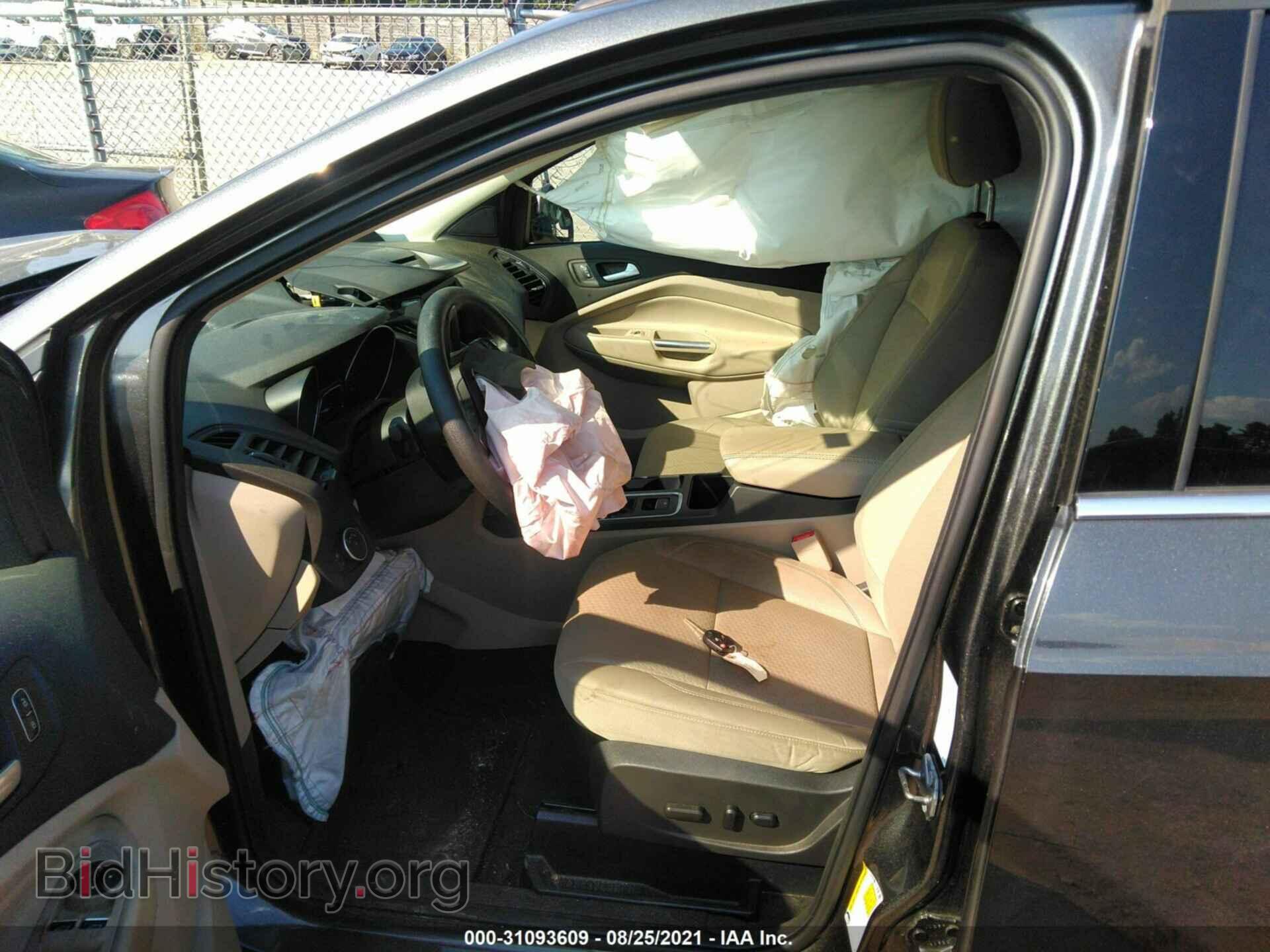 2017 FORD ESCAPE - VIN: 1FMCU9GD5HUC16697 - Фото 5