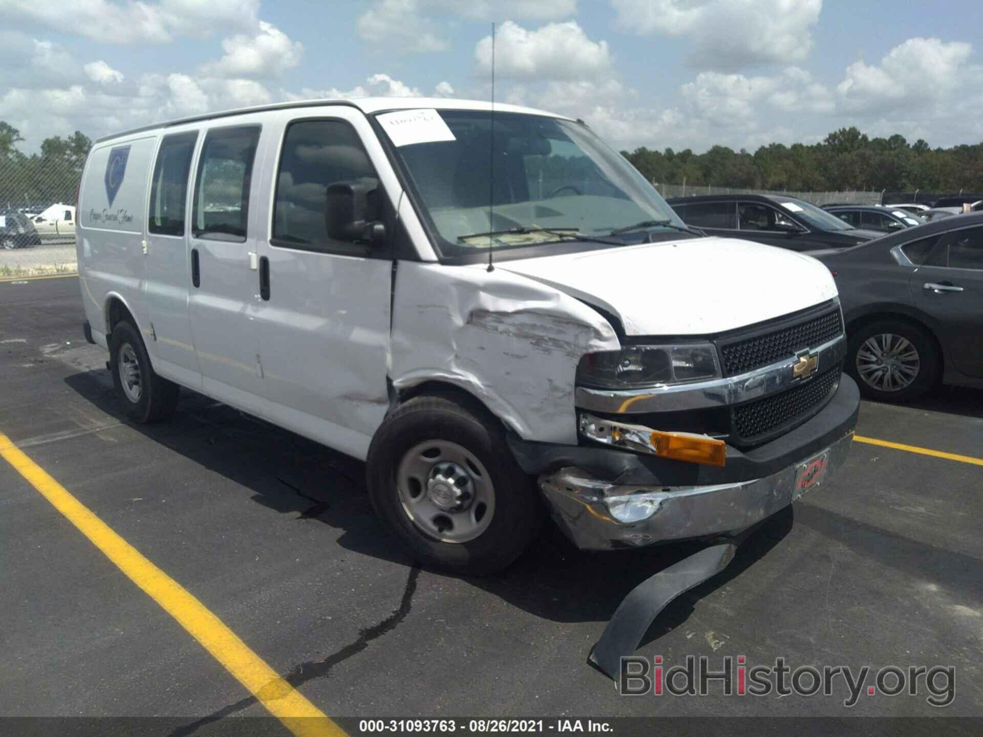 Photo 1GCWGAFG6J1904608 - CHEVROLET EXPRESS CARGO VAN 2018