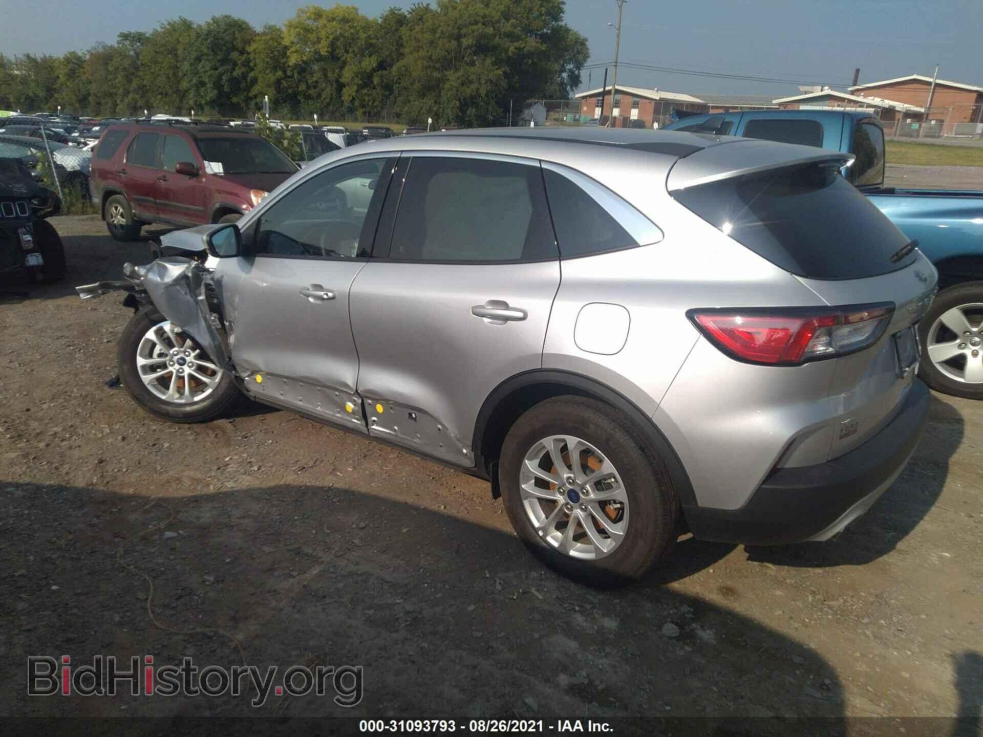 2020 FORD ESCAPE - VIN: 1FMCU0G68LUA93144 - Фото 3