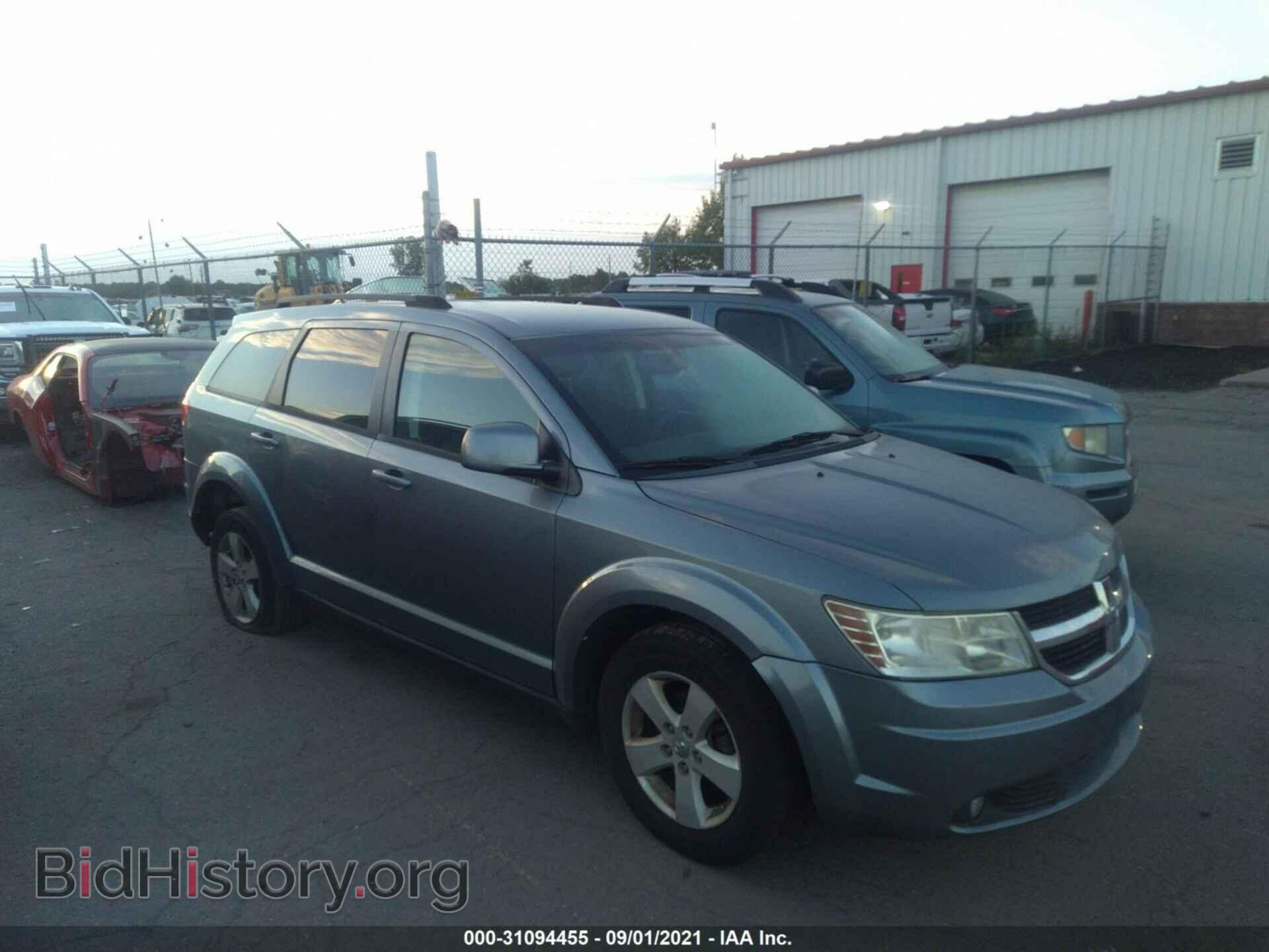 Фотография 3D4PG5FVXAT194070 - DODGE JOURNEY 2010