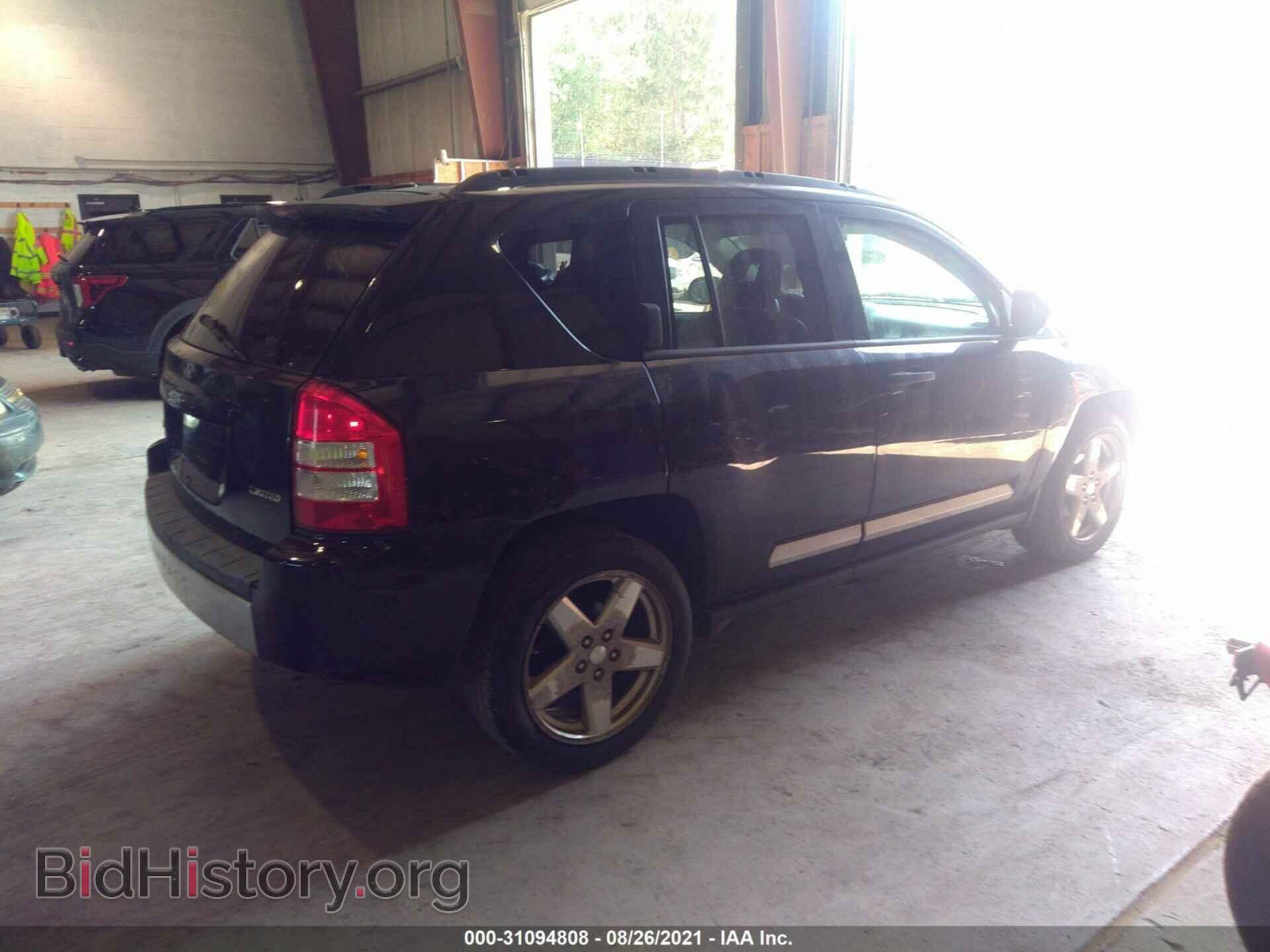 2009 JEEP COMPASS - VIN: 1J4FF57B69D220627 - Фото 4