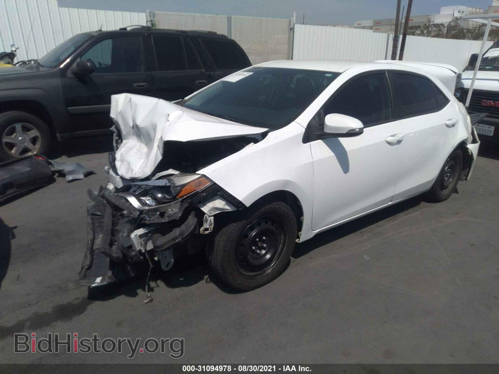 2015 TOYOTA COROLLA - VIN: 5YFBURHE2FP256625 - Фото 2