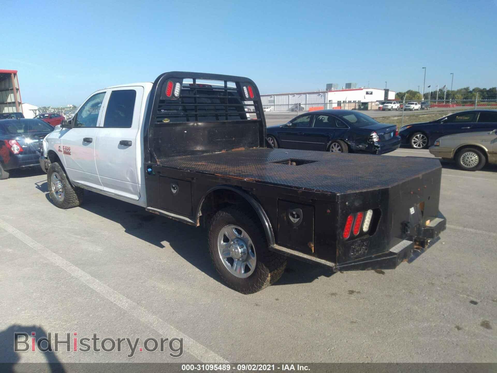 2017 RAM 2500 - VIN: 3C6UR5HL5HG664005 - Фото 3