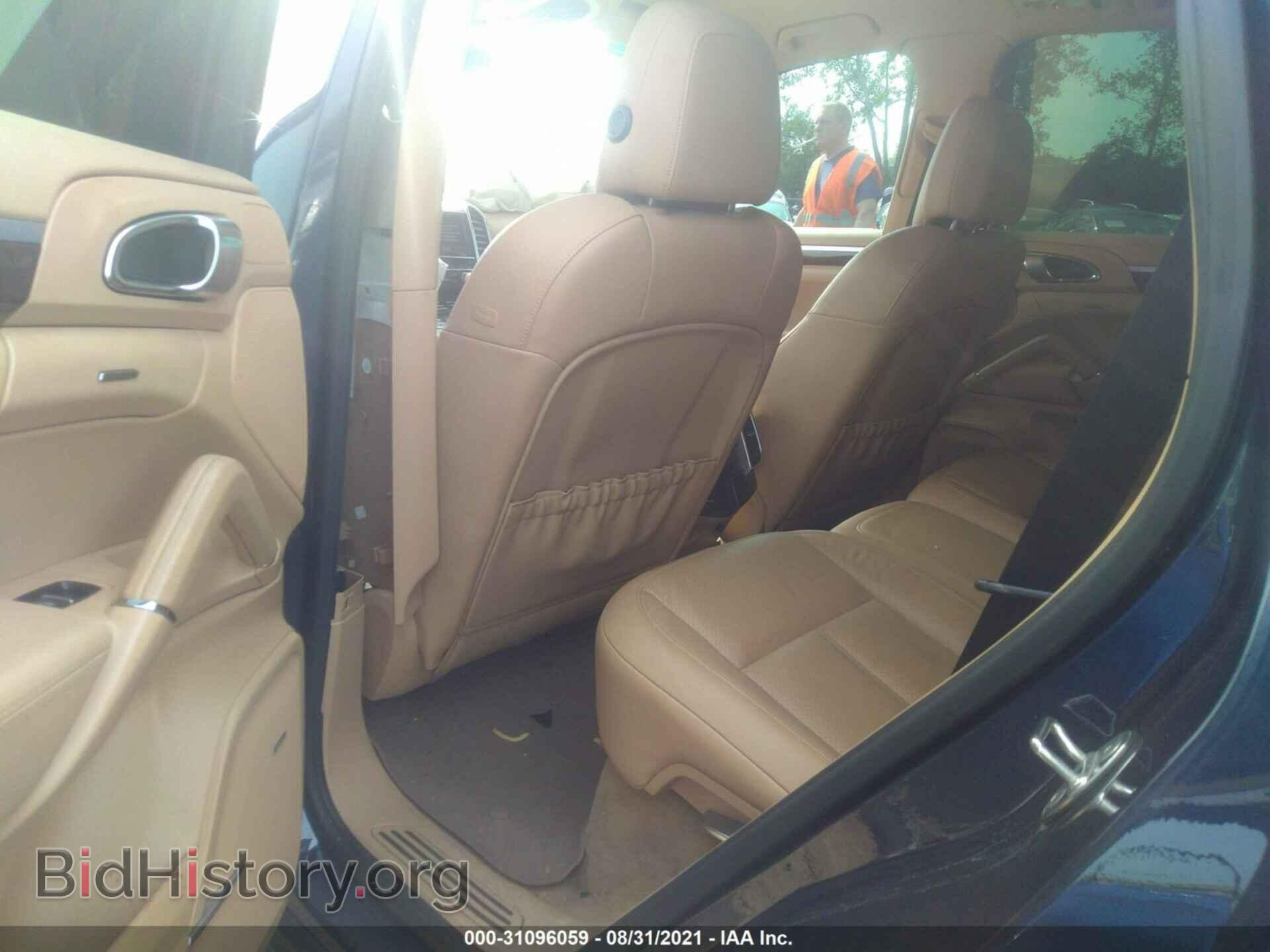 2013 PORSCHE CAYENNE - VIN: WP1AA2A25DLA02228 - Фото 8
