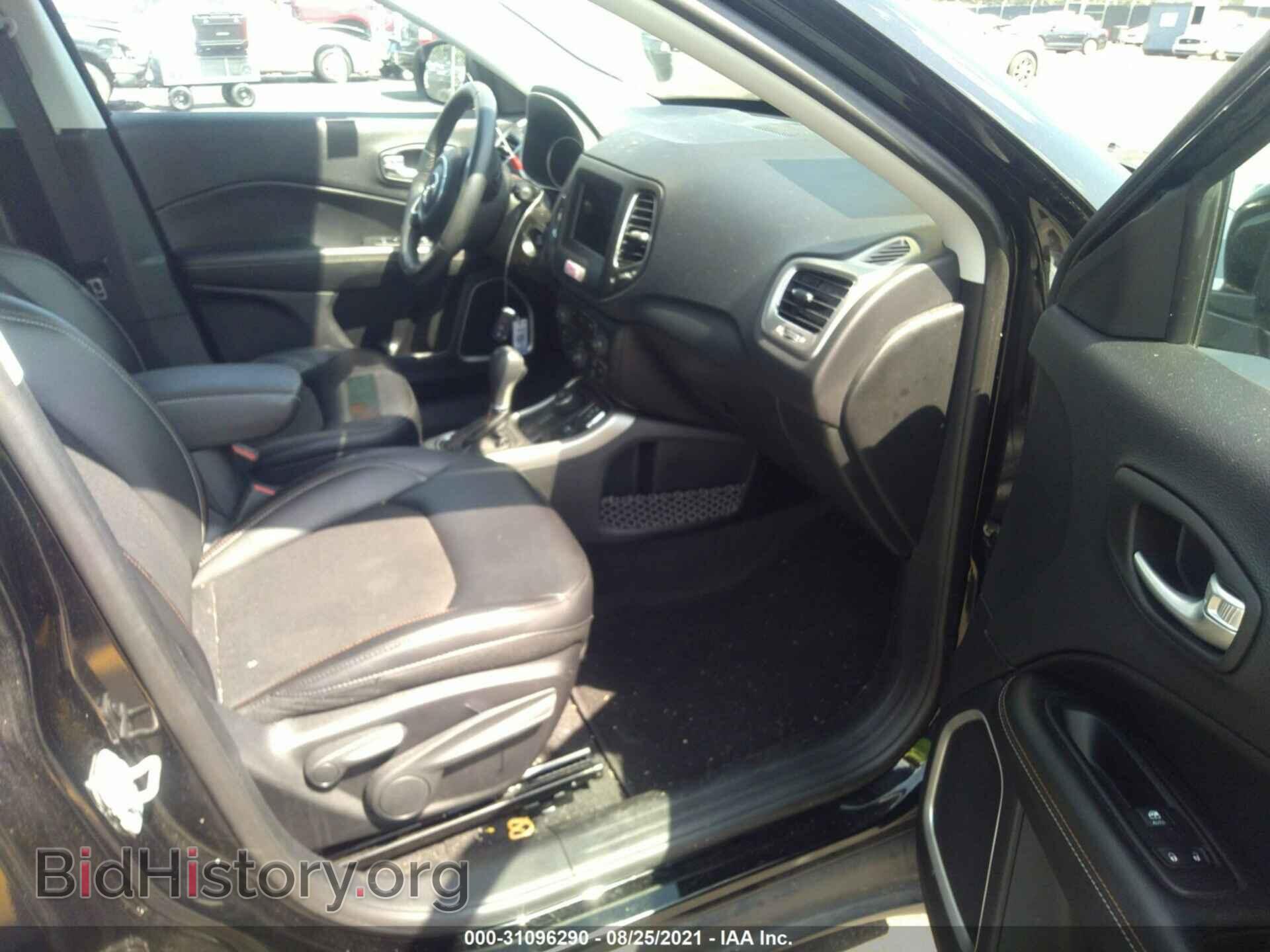 2018 JEEP COMPASS - VIN: 3C4NJDBB7JT136512 - Фото 5