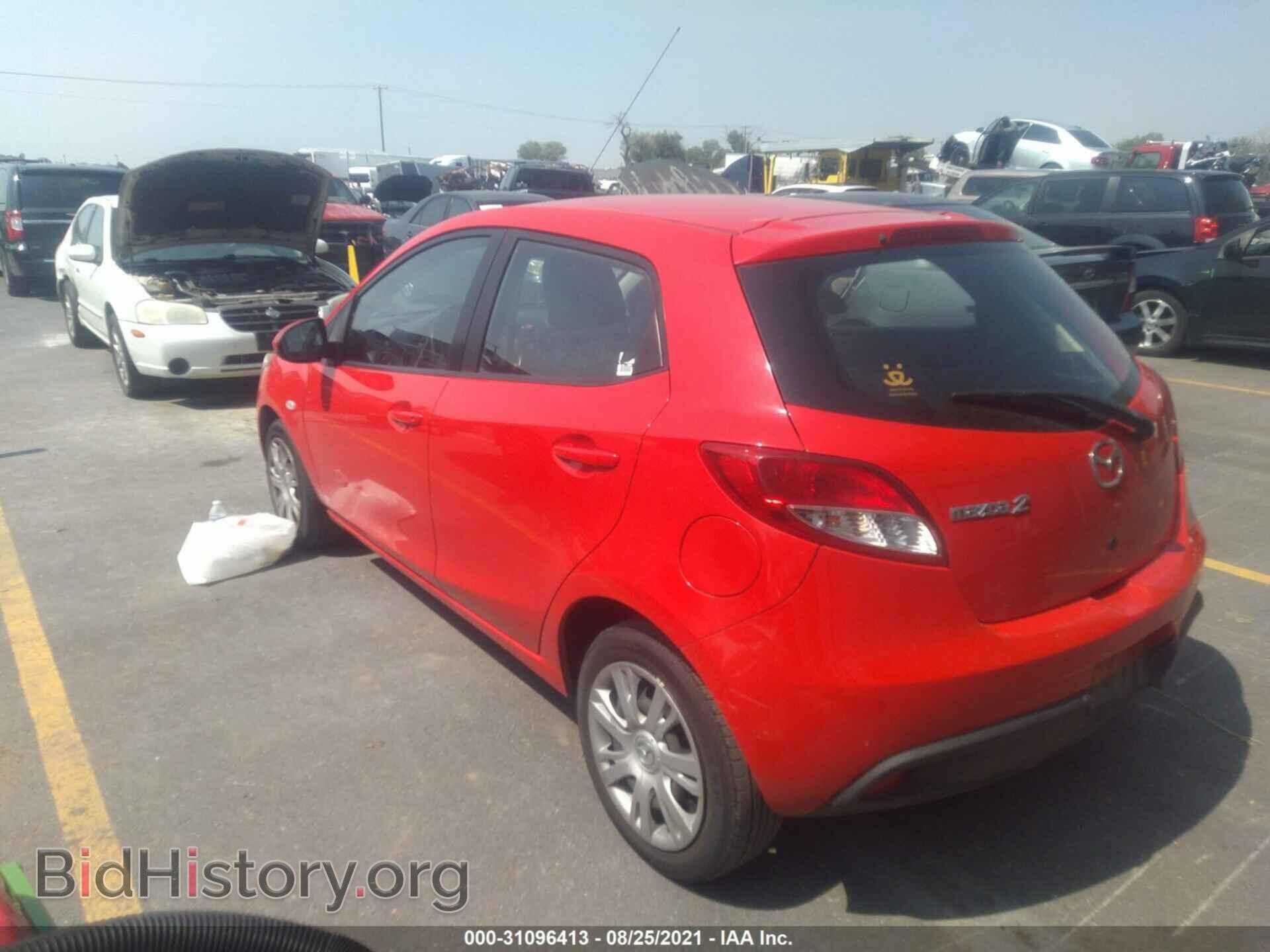 2014 MAZDA MAZDA2 - VIN: JM1DE1KZ1E0186658 - Фото 3