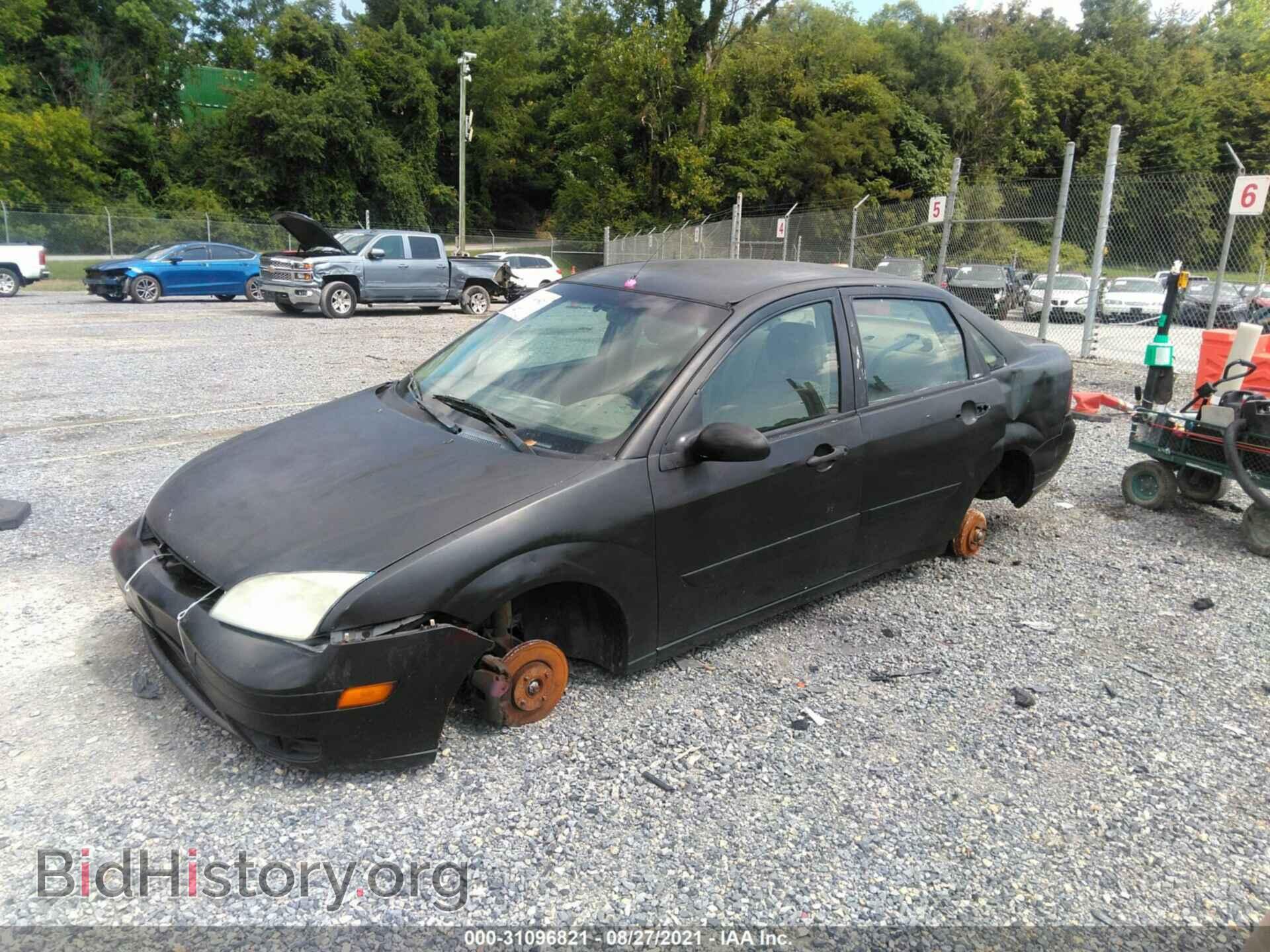 2007 FORD FOCUS - VIN: 1FAHP34N27W306765 - Фото 2