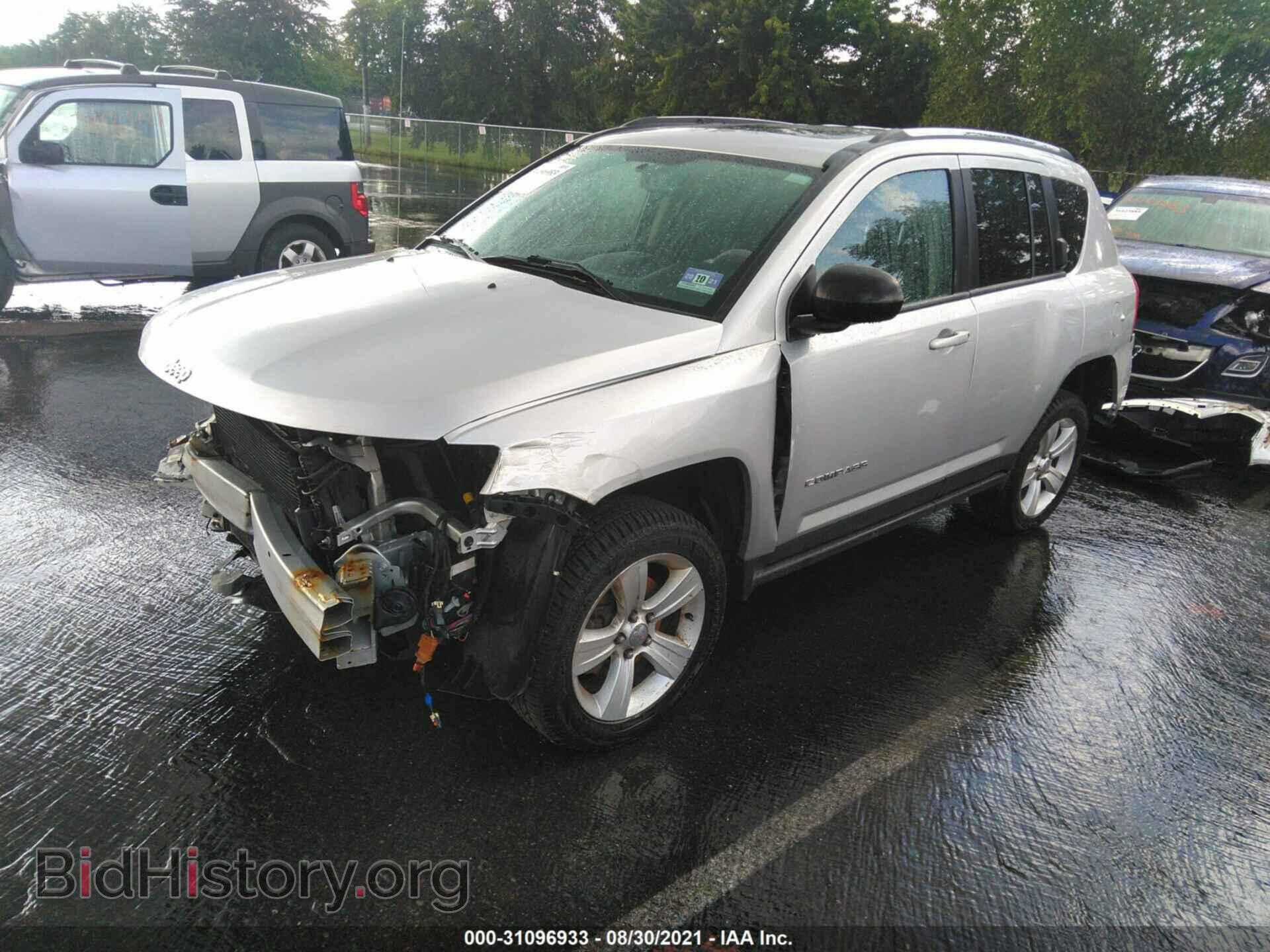 2013 JEEP COMPASS - VIN: 1C4NJDEB4DD280136 - Photo 2