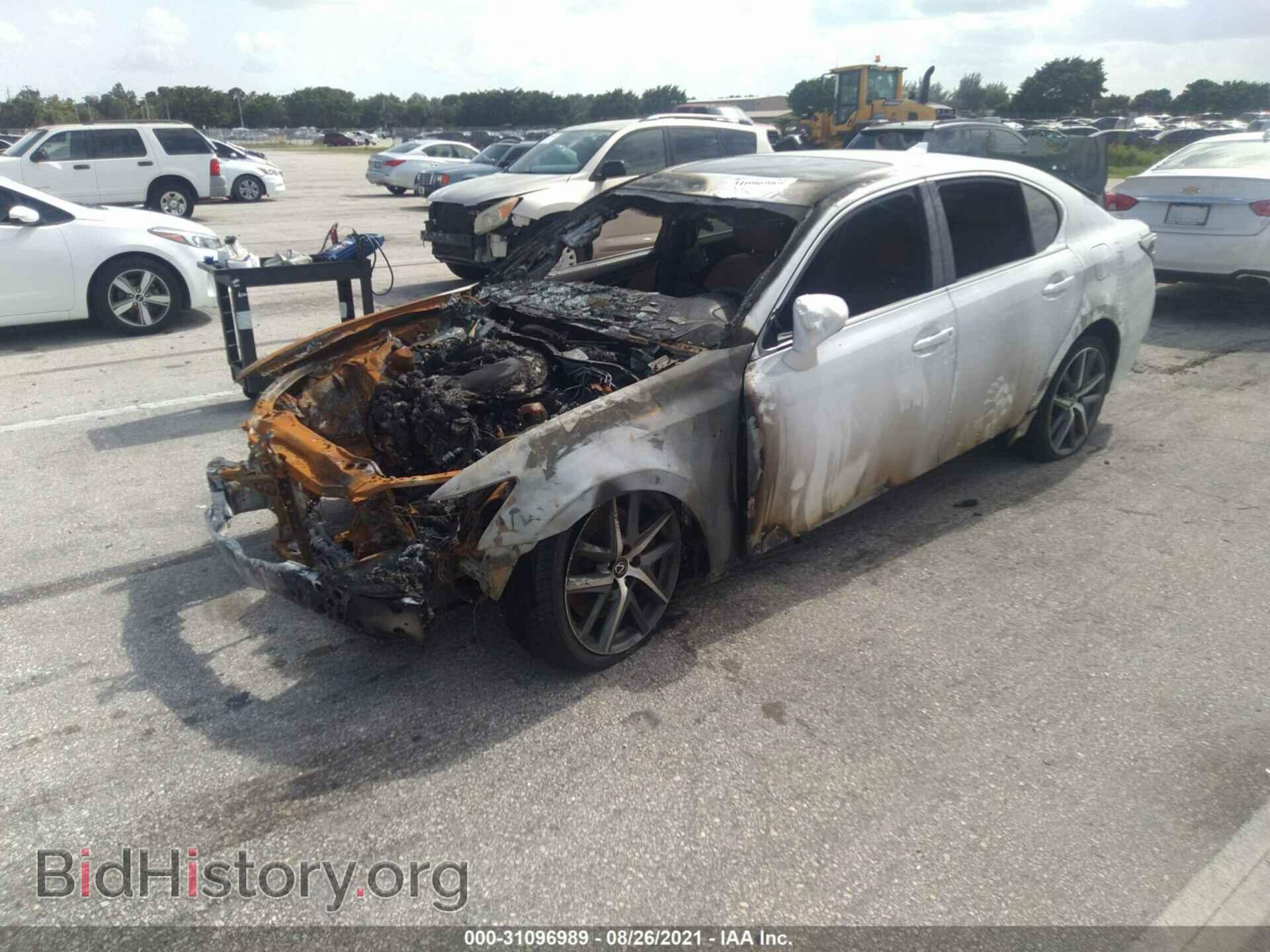 2018 LEXUS GS - VIN: JTHBZ1BL1JA013586 - Фото 2