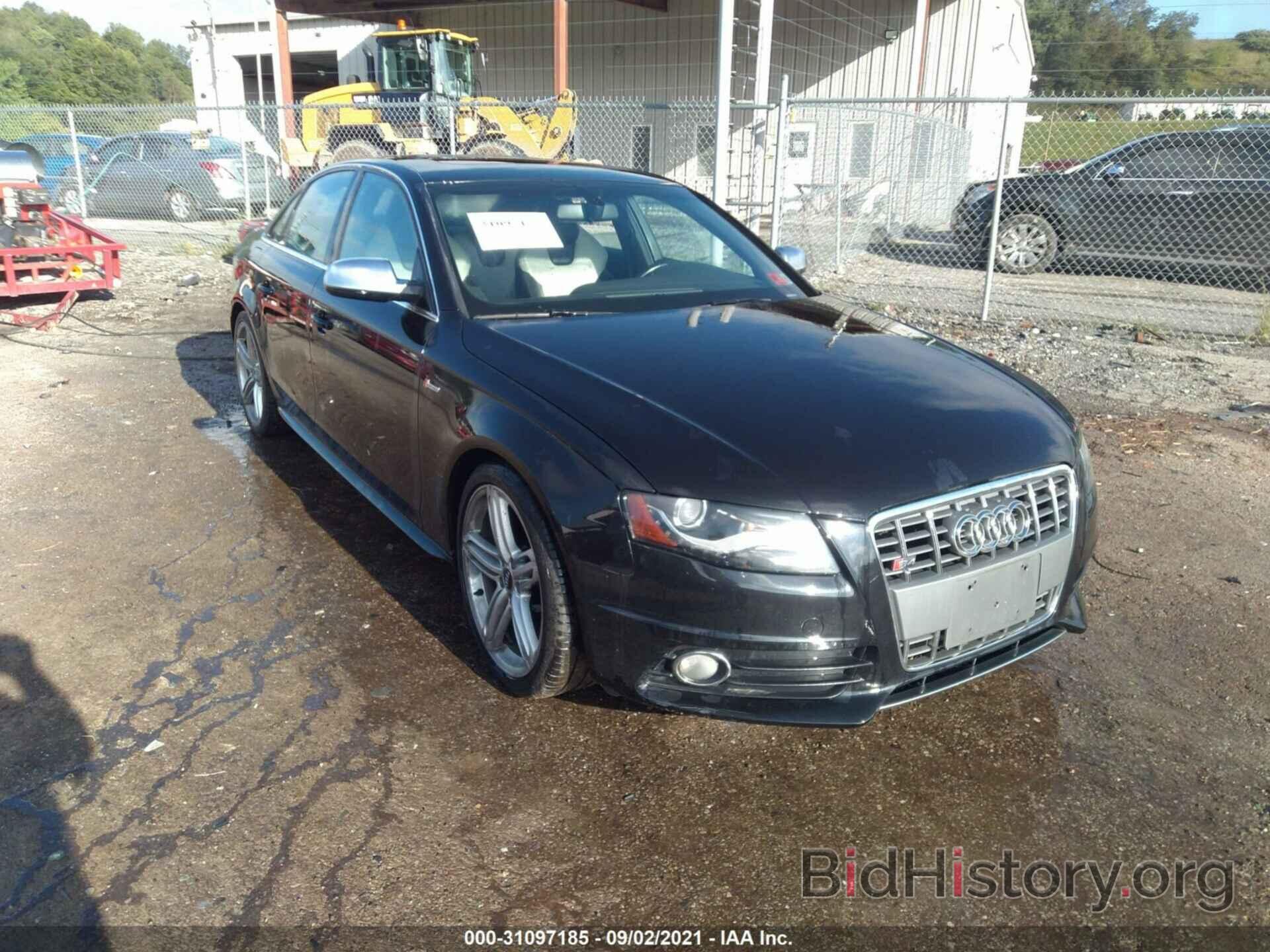 Photo WAUBGAFL1AA147240 - AUDI S4 2010