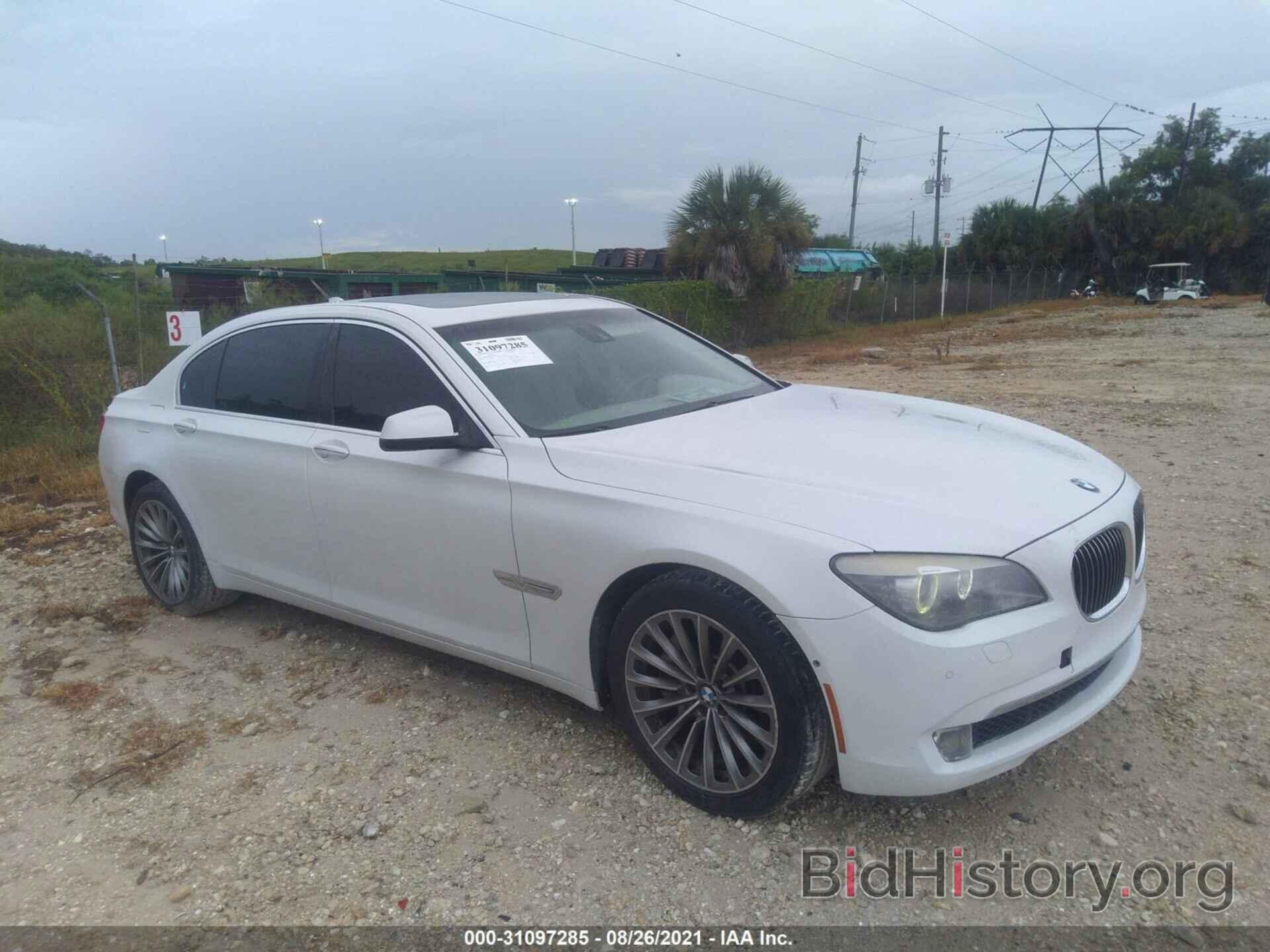 Photo WBAKB8C59BCY66433 - BMW 7 SERIES 2011