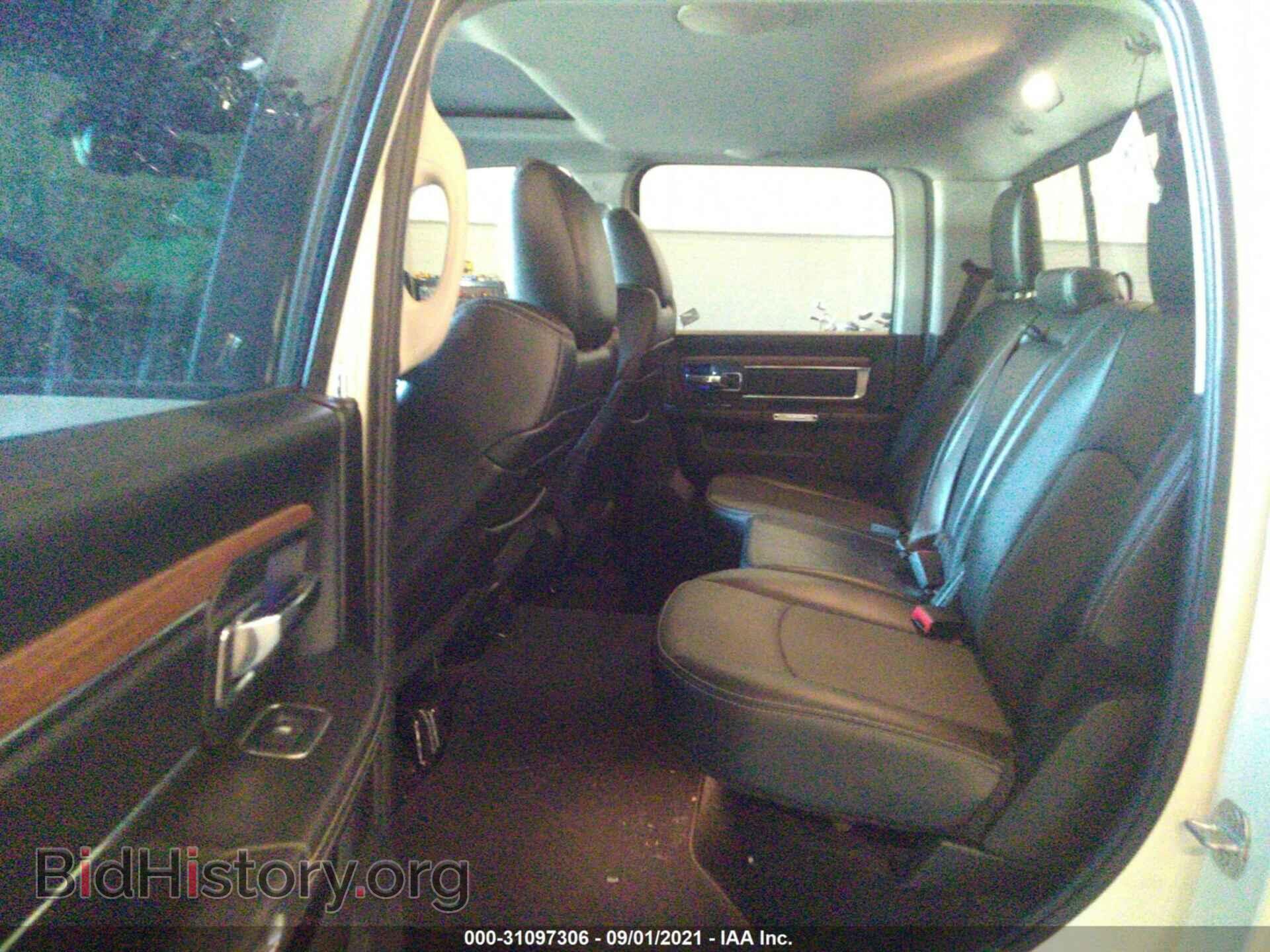 2017 RAM 1500 - VIN: 1C6RR7VT2HS842967 - Фото 8