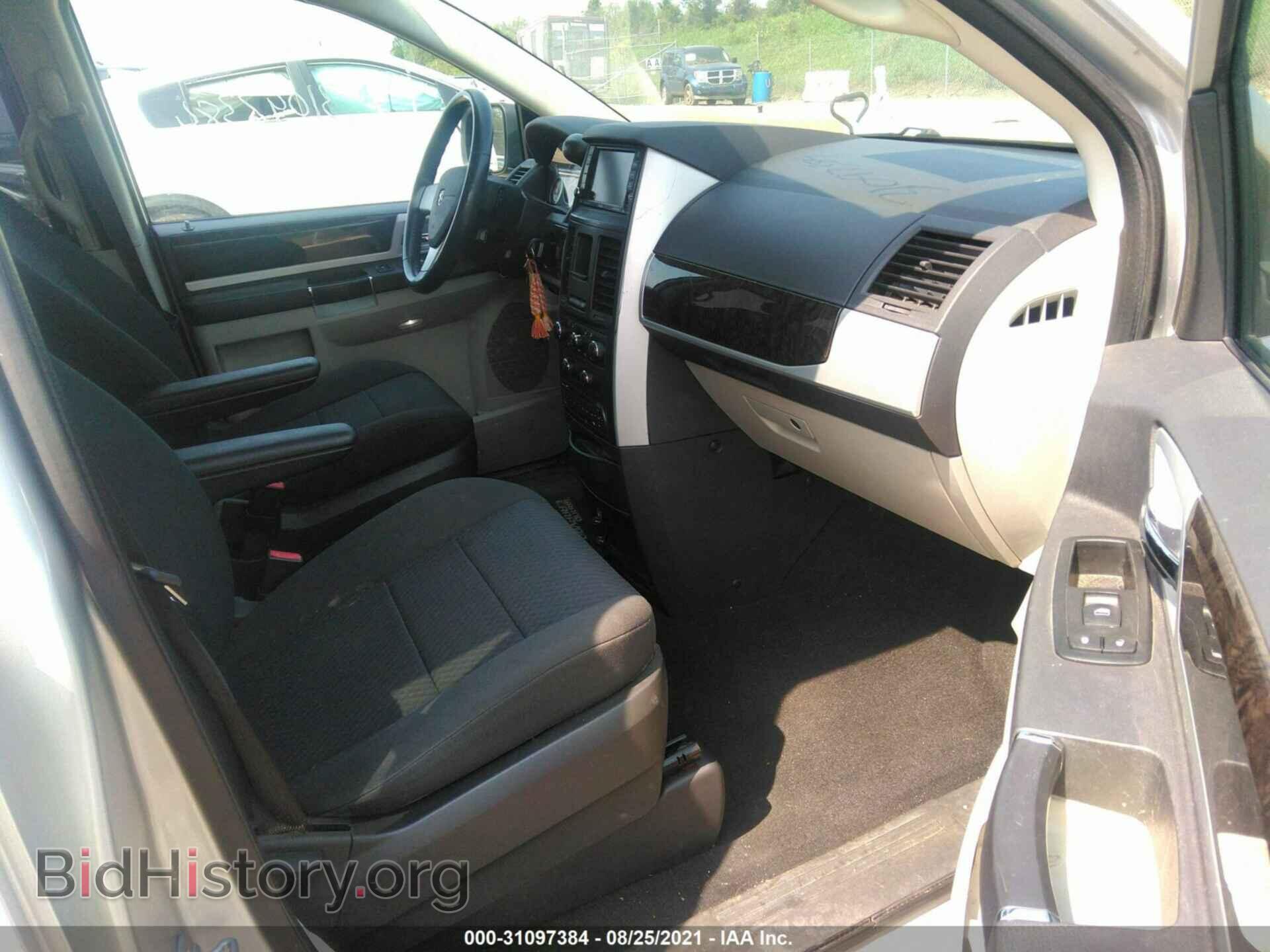 2010 DODGE GRAND CARAVAN - VIN: 2D4RN5D18AR135875 - Фото 5