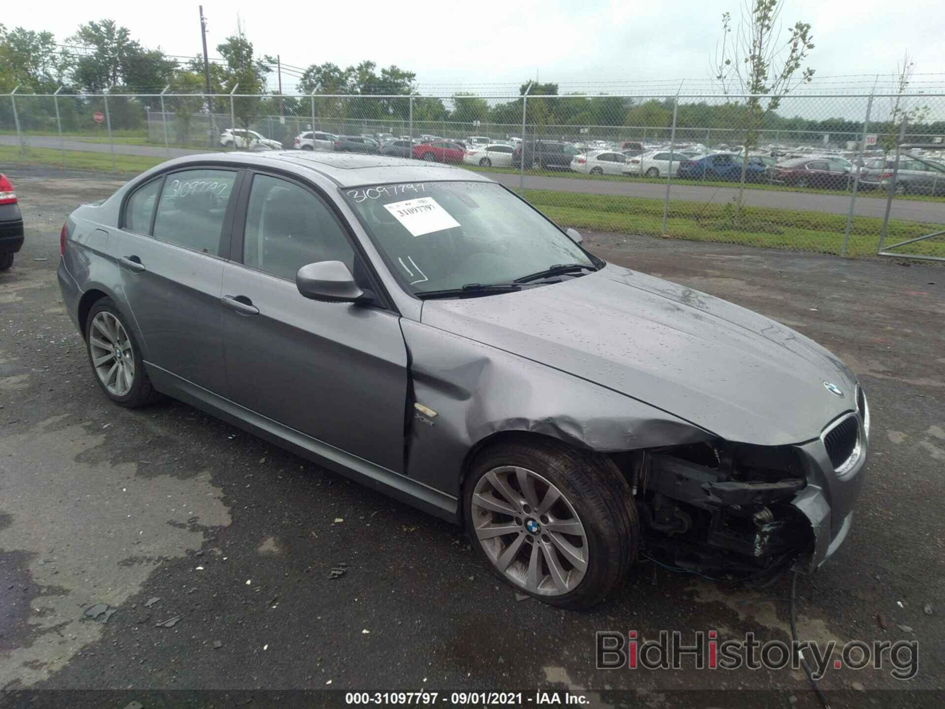 Photo WBAPK5C58BA994873 - BMW 3 SERIES 2011