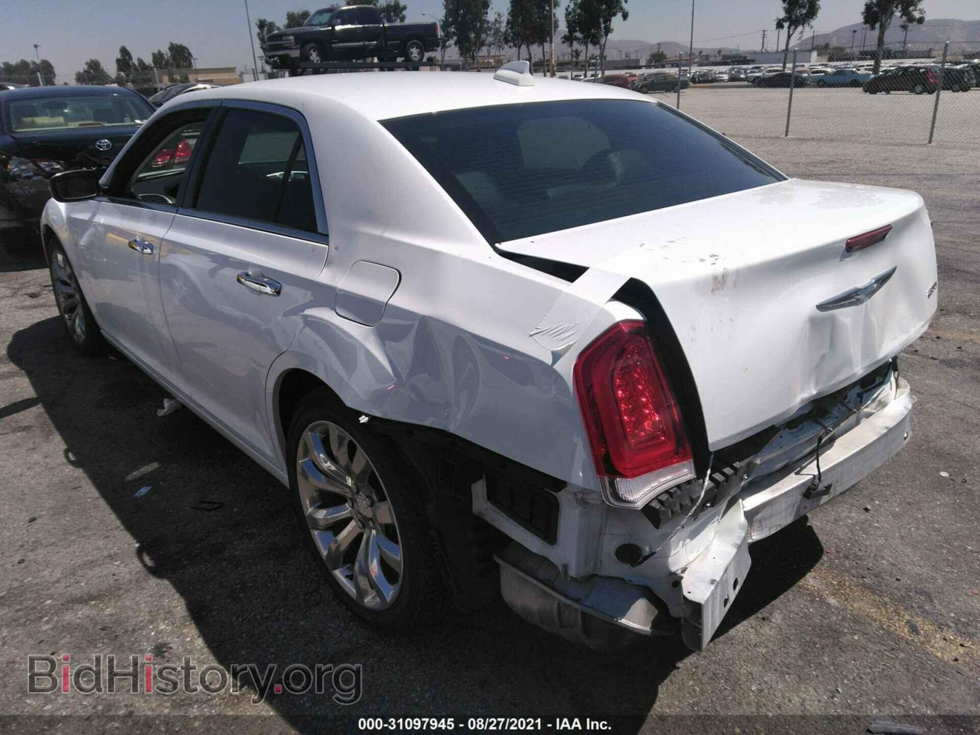 2018 CHRYSLER 300 - VIN: 2C3CCAEG0JH148750 - Фото 3