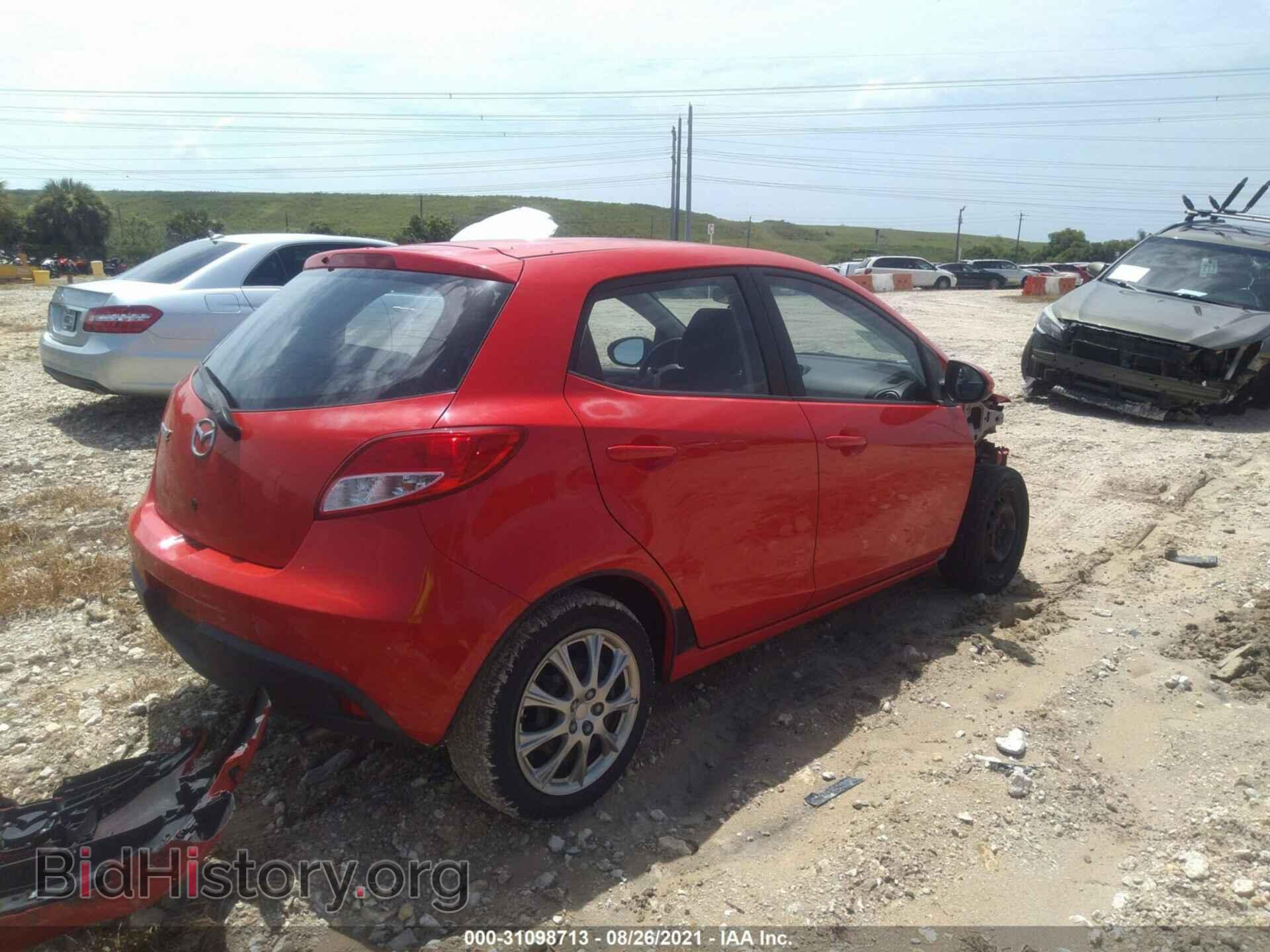 2011 MAZDA MAZDA2 - VIN: JM1DE1HY7B0129973 - Фото 4
