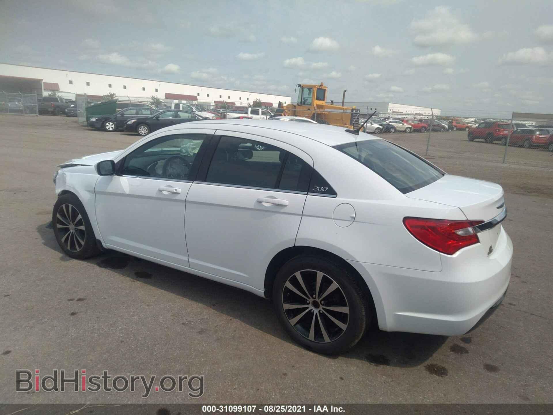 2014 CHRYSLER 200 - VIN: 1C3CCBCG9EN157081 - Фото 3