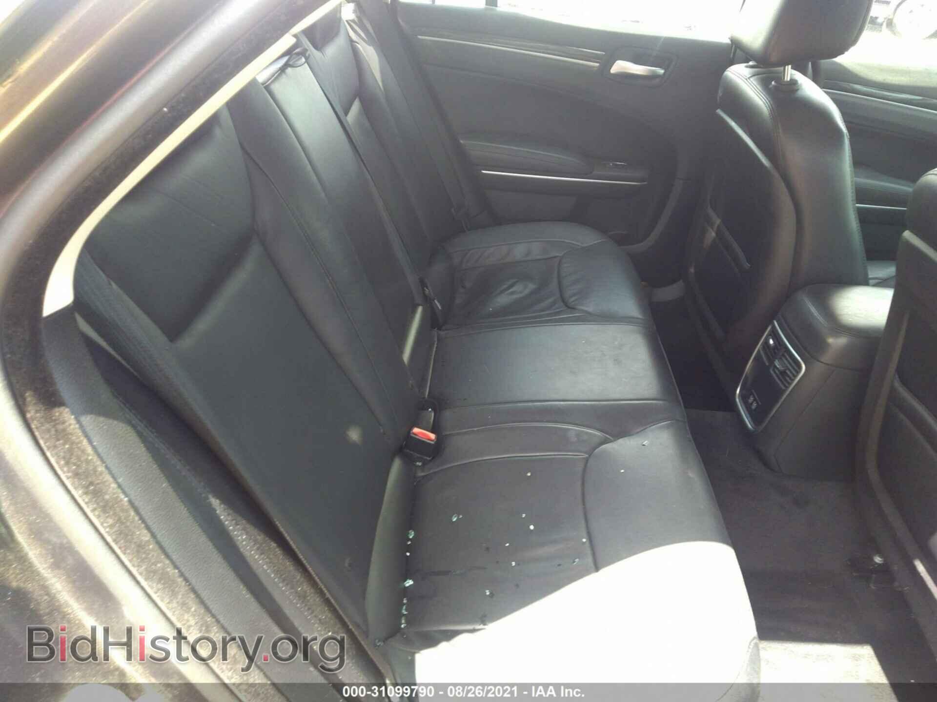 2015 CHRYSLER 300 - VIN: 2C3CCAAG6FH785784 - Фото 8