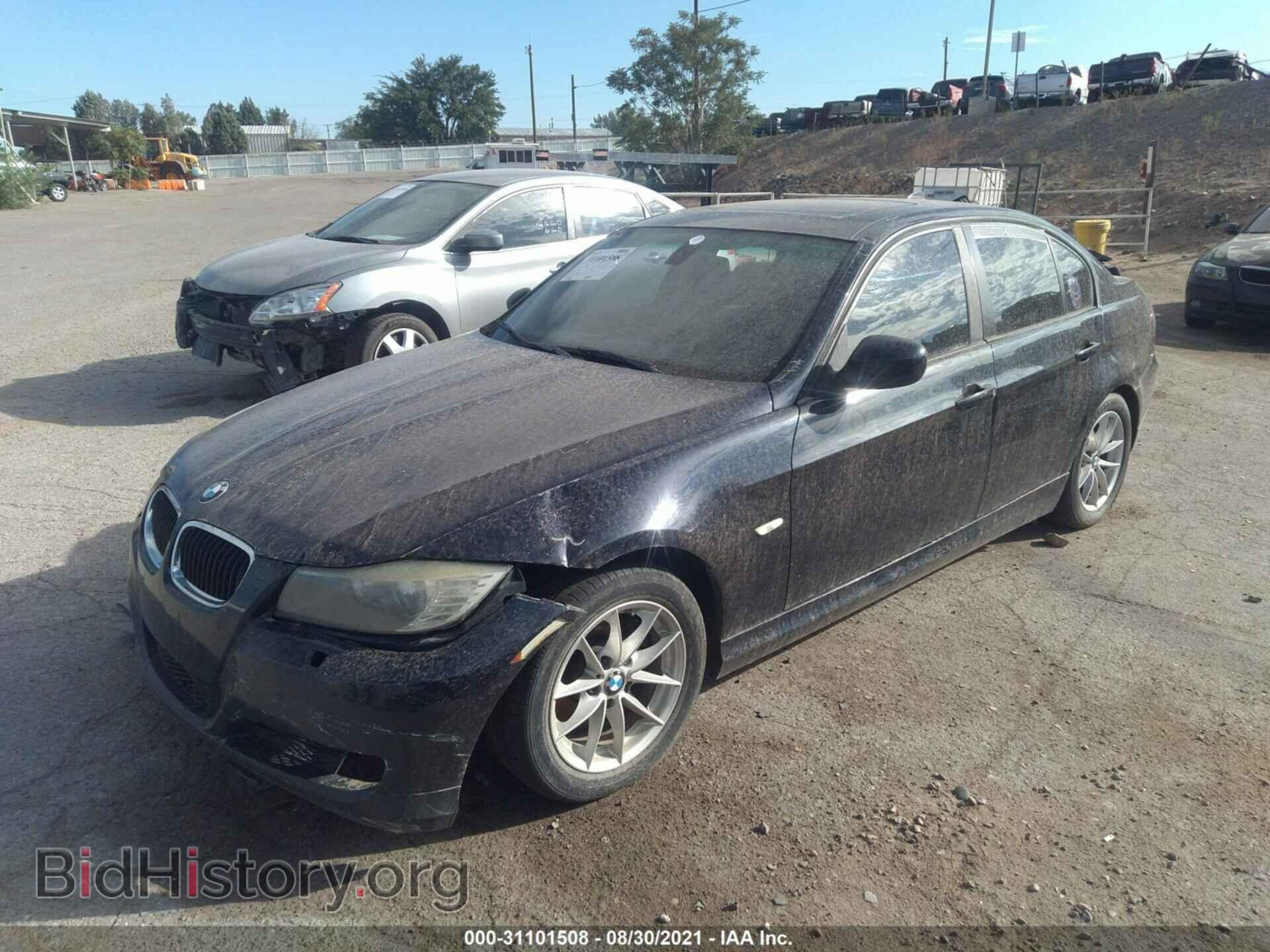 2010 BMW 3 SERIES - VIN: WBAPH7C51AA800399 - Фото 2