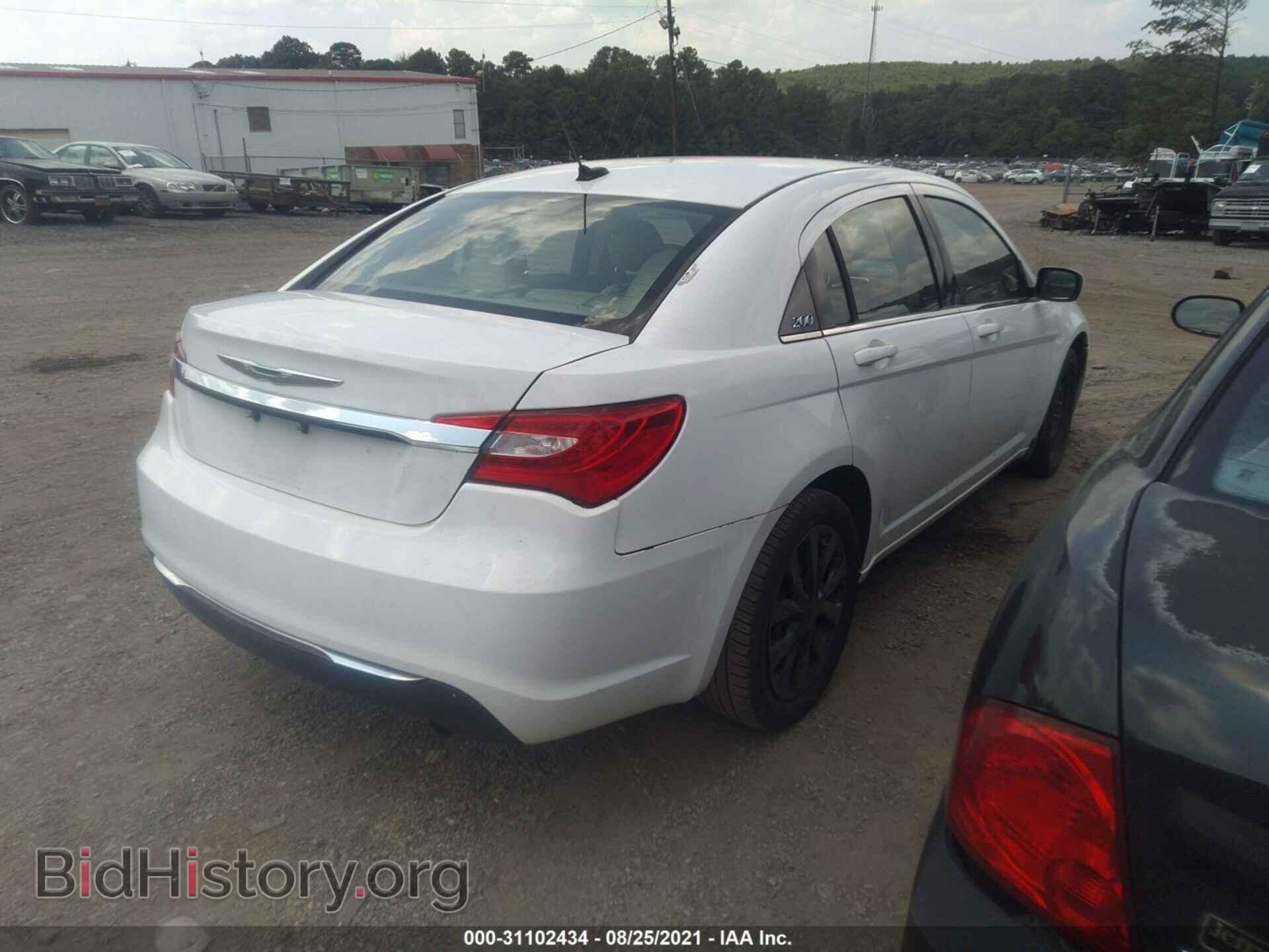 2012 CHRYSLER 200 - VIN: 1C3CCBAB1CN172257 - Фото 4