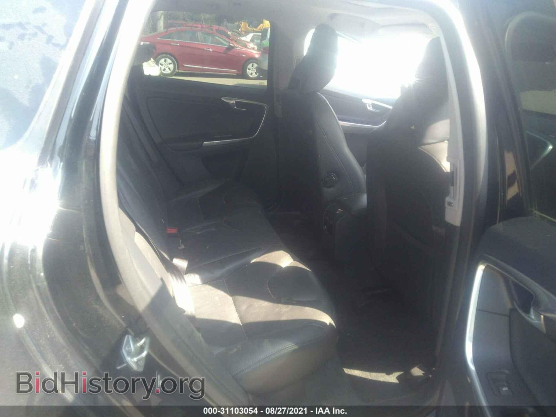 2015 VOLVO XC60 - VIN: YV4902RD2F2625051 - Фото 8
