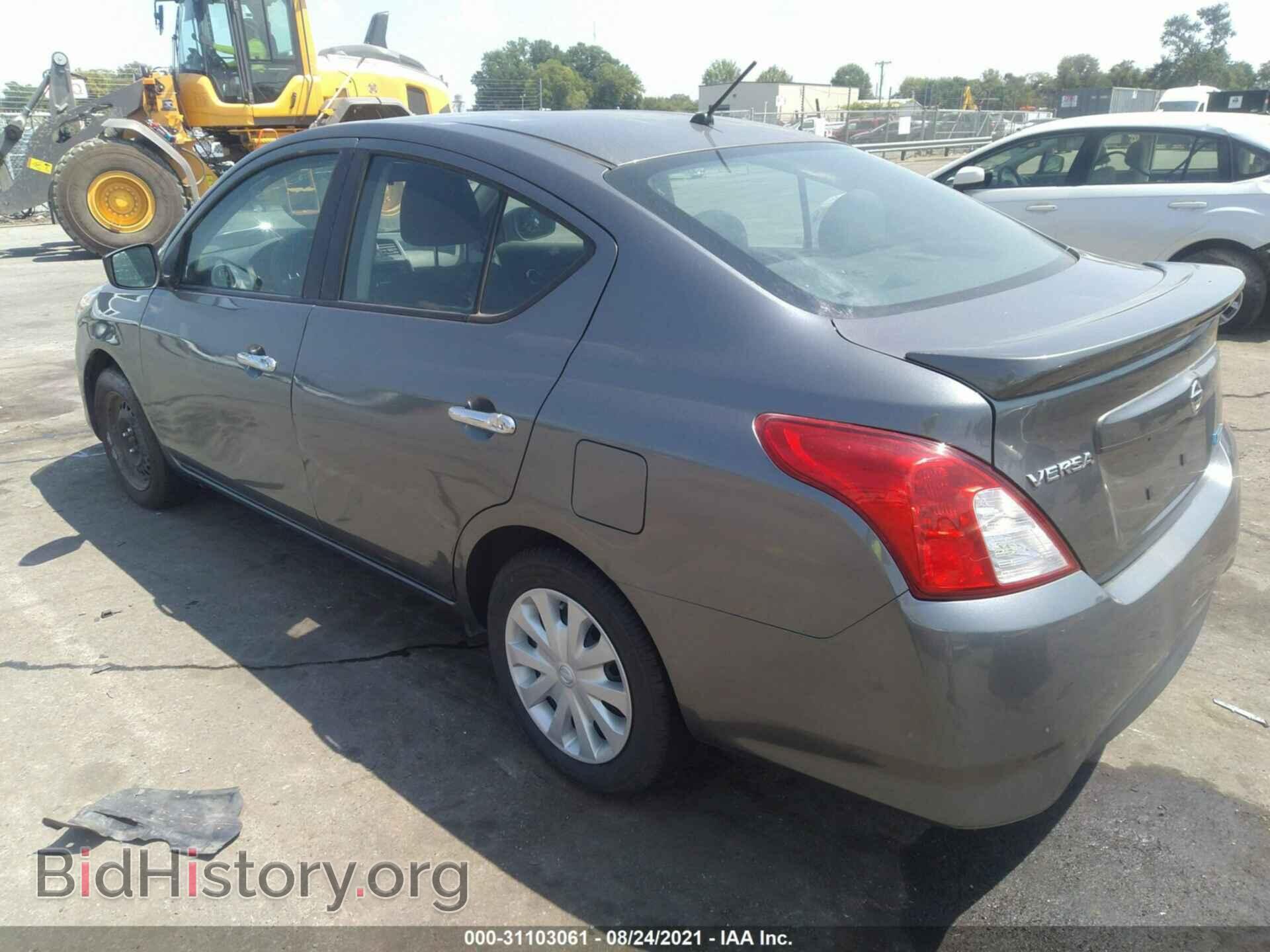 2016 NISSAN VERSA - VIN: 3N1CN7AP5GL886643 - Фото 3