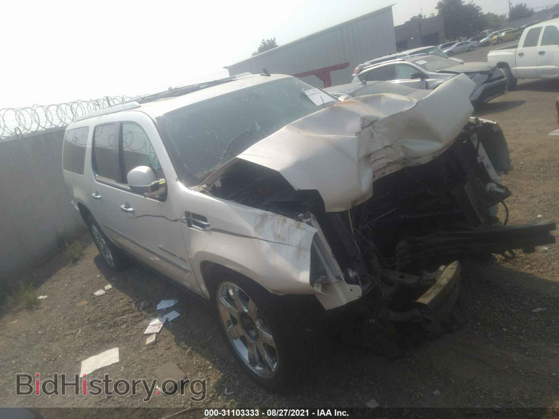 Photo 1GYS4JEF7BR392452 - CADILLAC ESCALADE ESV 2011